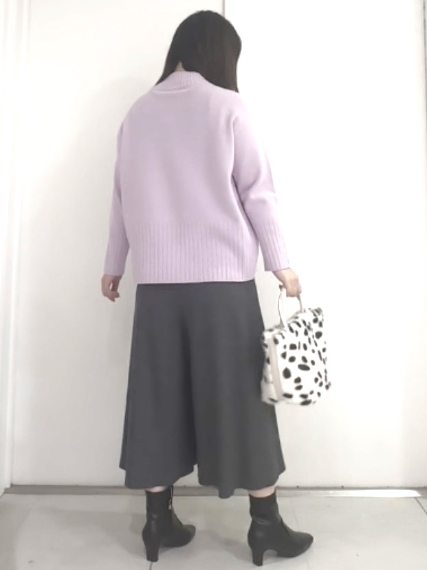 miさんの「Reflect｜【手洗い可】ミドルゲージホールガーメントニット」を使ったコーディネート