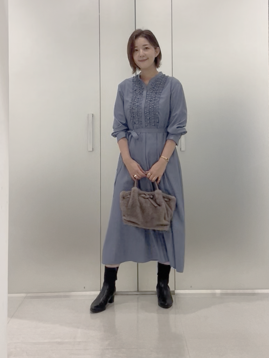 まどかさんの「UNTITLED｜【着映えアイテム】フロントフリルディティールワンピース」を使ったコーディネート