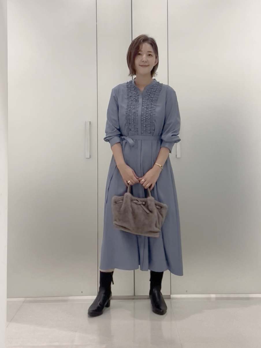 まどかさんの「UNTITLED｜【着映えアイテム】フロントフリルディティールワンピース」を使ったコーディネート