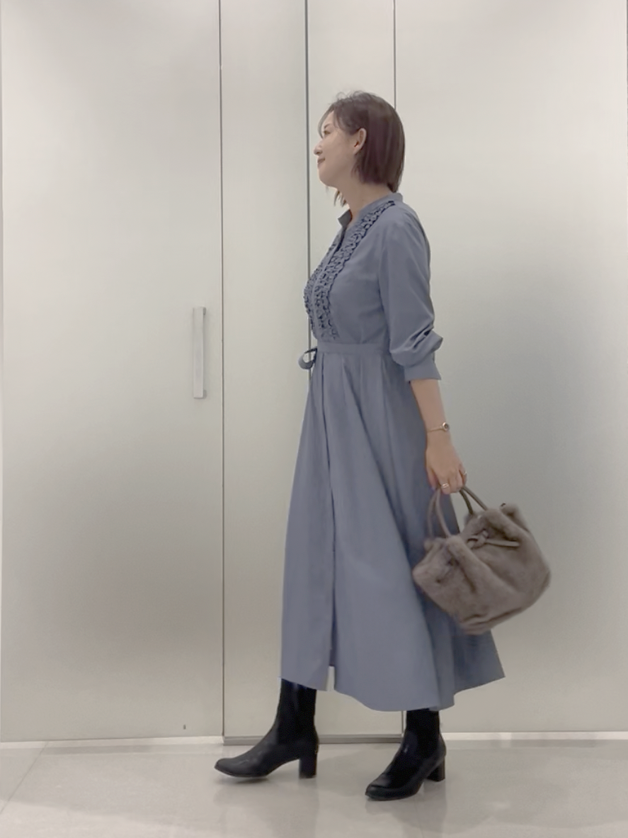 まどかさんの「UNTITLED｜【着映えアイテム】フロントフリルディティールワンピース」を使ったコーディネート