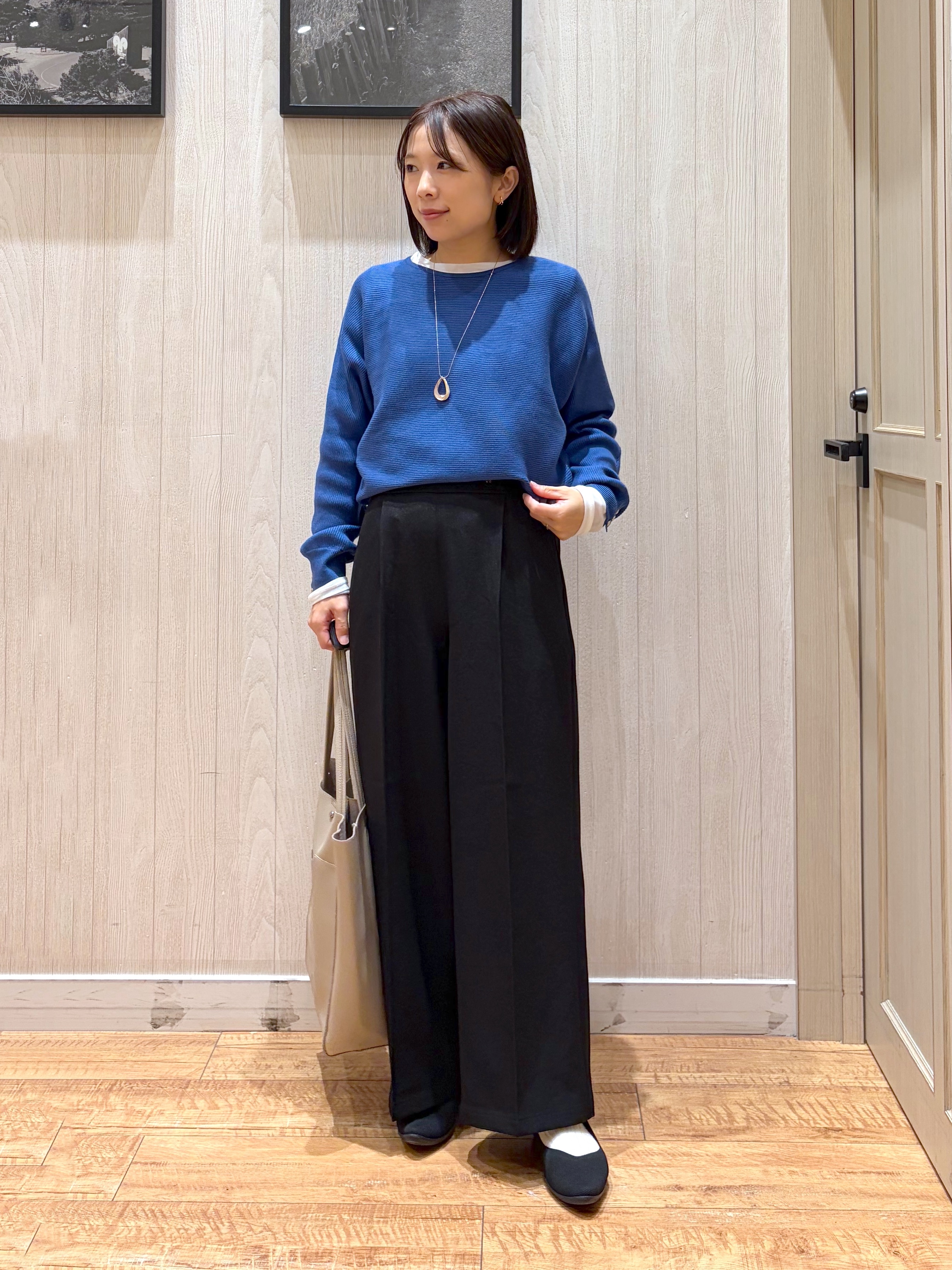 shirayuuuさんの「SHOO･LA･RUE｜【洗濯機可/体型カバー】やわらかリブドルマンニット」を使ったコーディネート