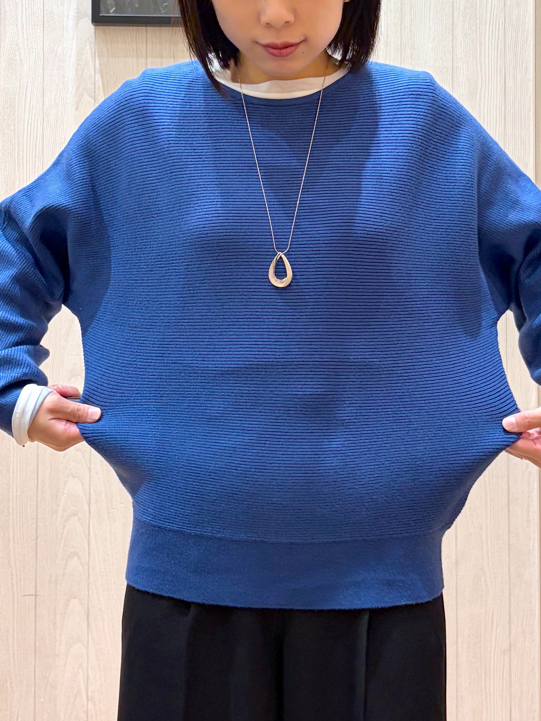 shirayuuuさんの「SHOO･LA･RUE｜【洗濯機可/体型カバー】やわらかリブドルマンニット」を使ったコーディネート