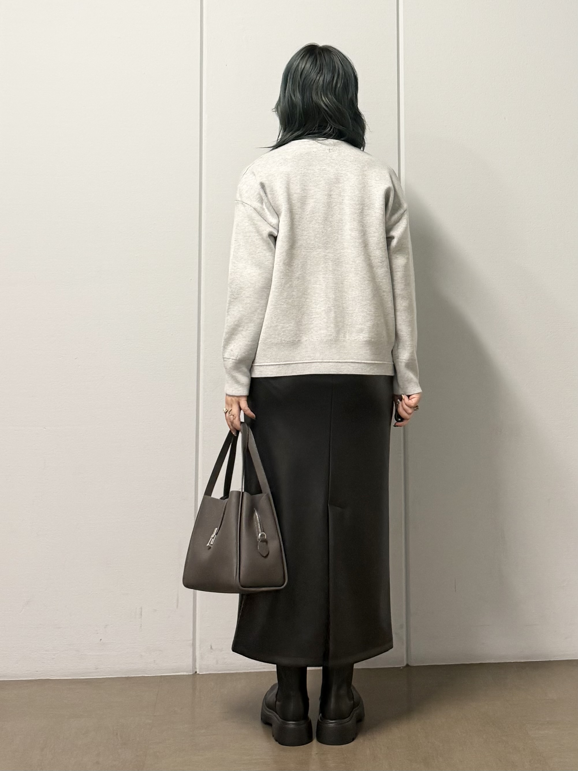mizukiさんの「INDIVI｜【ミラノリブ編み】ジップニットブルゾン」を使ったコーディネート