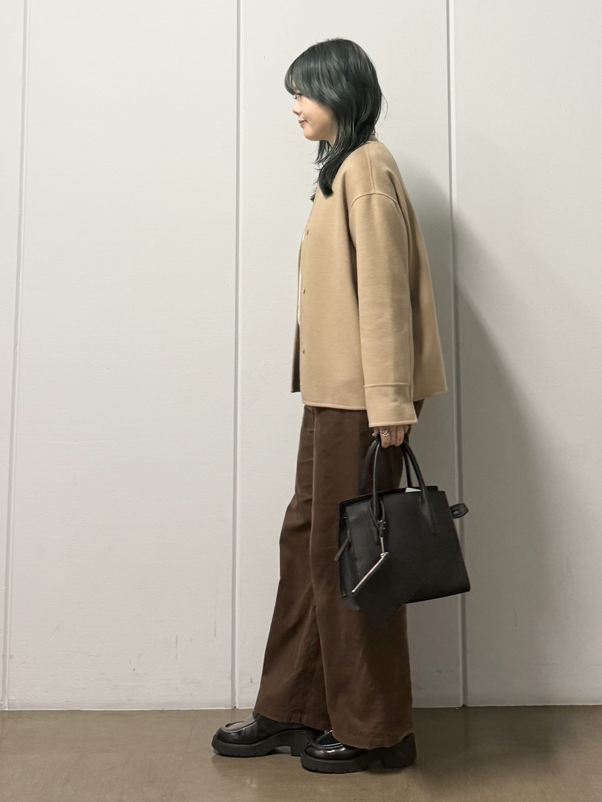 mizukiさんの「INDIVI｜追加生産プレオーダー開始！【ウール混】ビッグアーガイル柄ニット」を使ったコーディネート