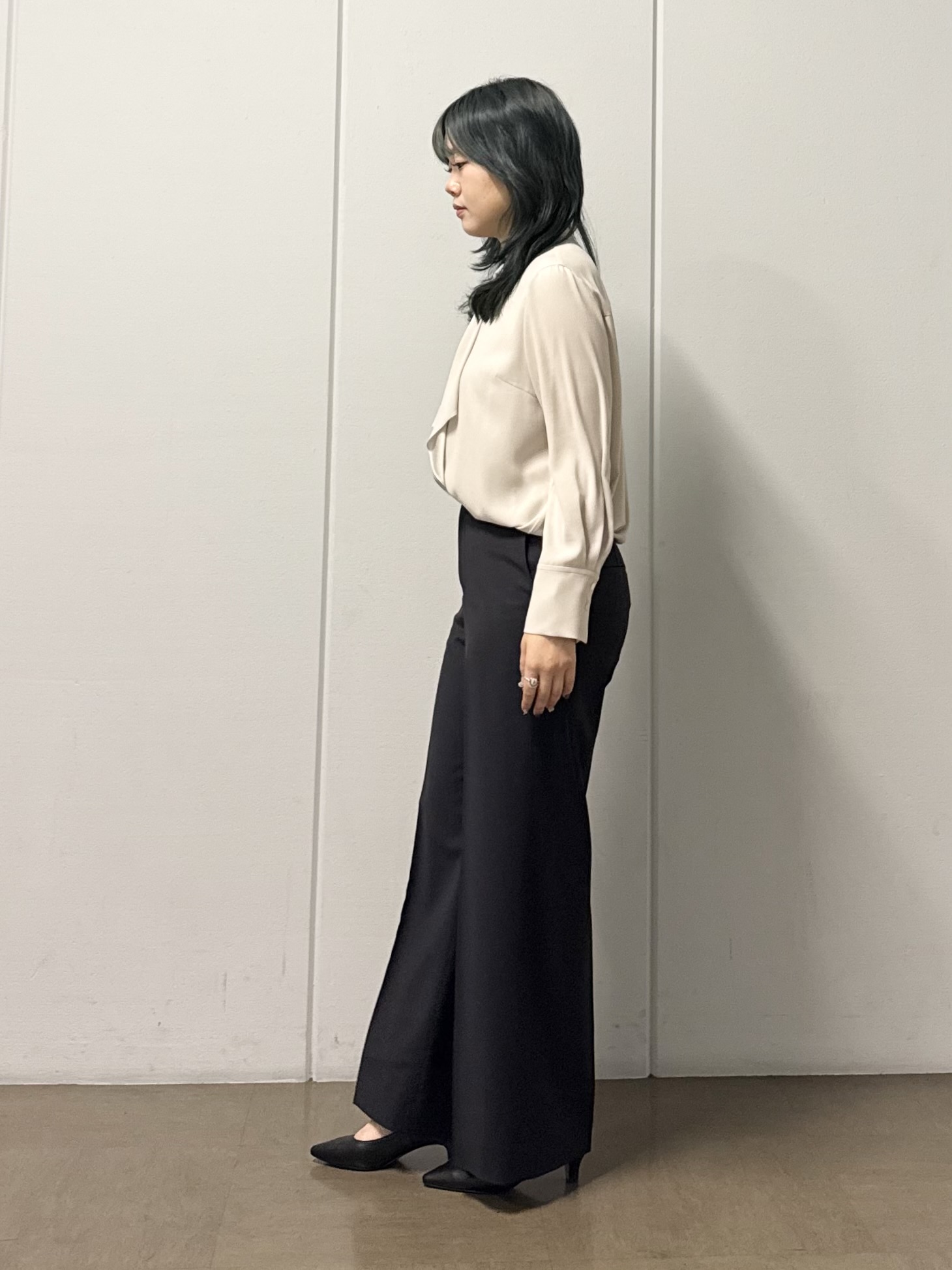 mizukiさんの「INDIVI｜【日本製／華やか】フリルデザインブラウス」を使ったコーディネート
