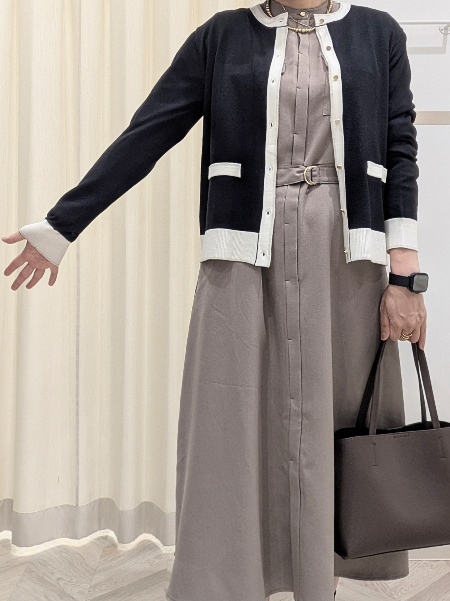 miyuさんの「SHOO･LA･RUE｜【アンサンブル可/S-LL/洗濯機可】配色使いが目を惹く クルーネックニットカーディガン」を使ったコーディネート