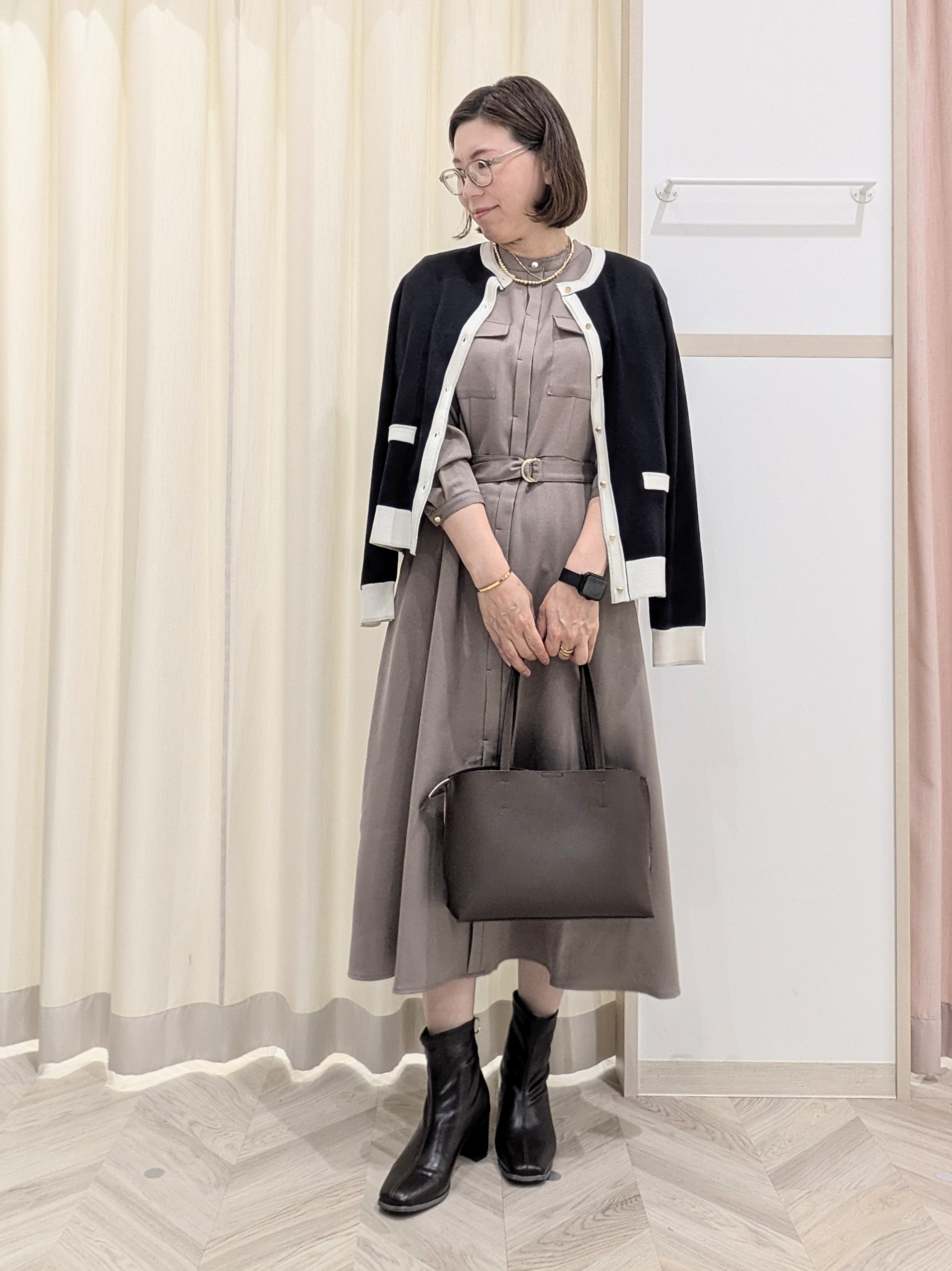 miyuさんの「SHOO･LA･RUE｜【アンサンブル可/S-LL/洗濯機可】配色使いが目を惹く クルーネックニットカーディガン」を使ったコーディネート