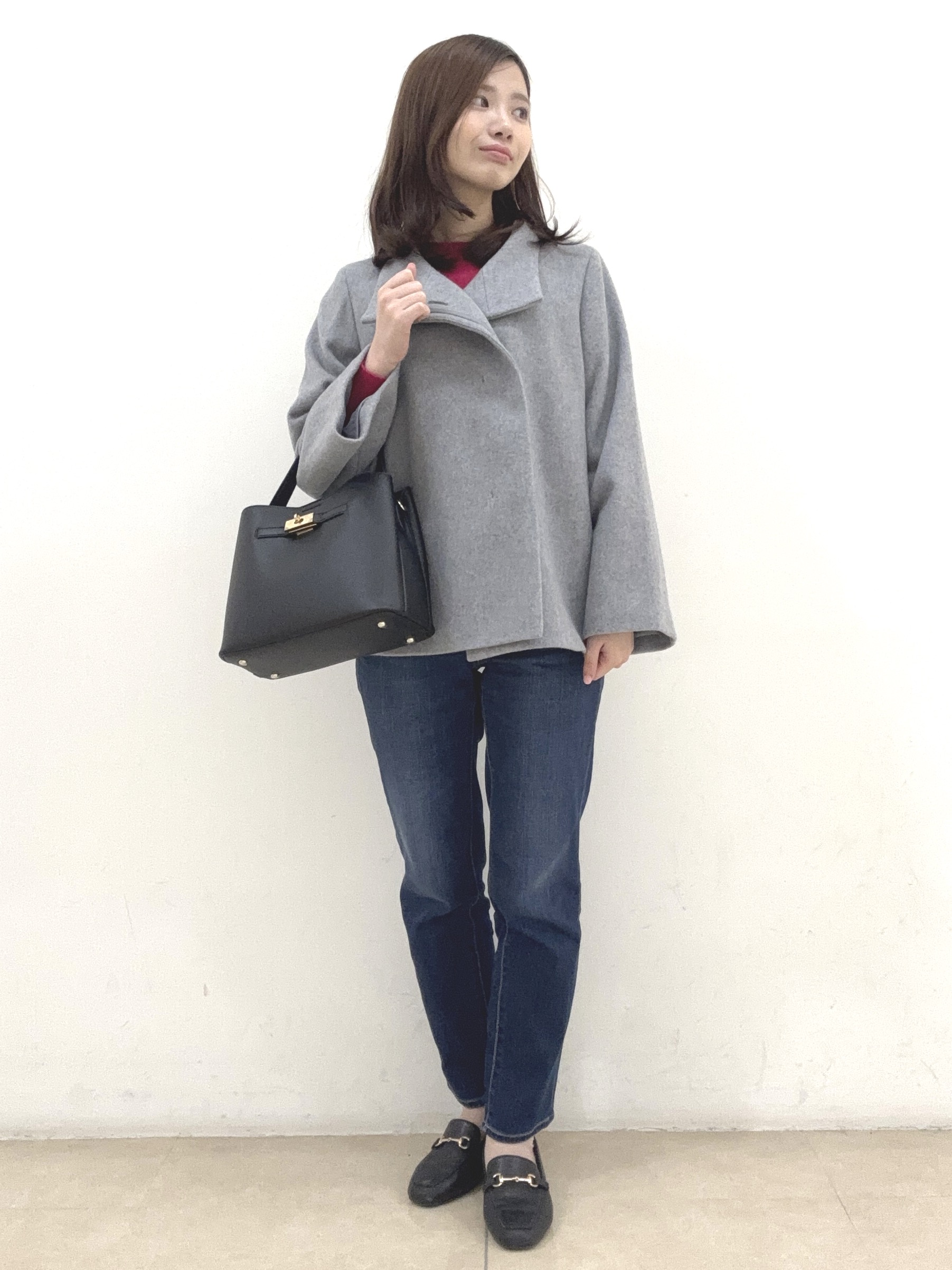 伊藤愛日圭さんの「UNTITLED｜【店頭人気！/品よくゆったり】ボリュームスリーブニットプルオーバー」を使ったコーディネート
