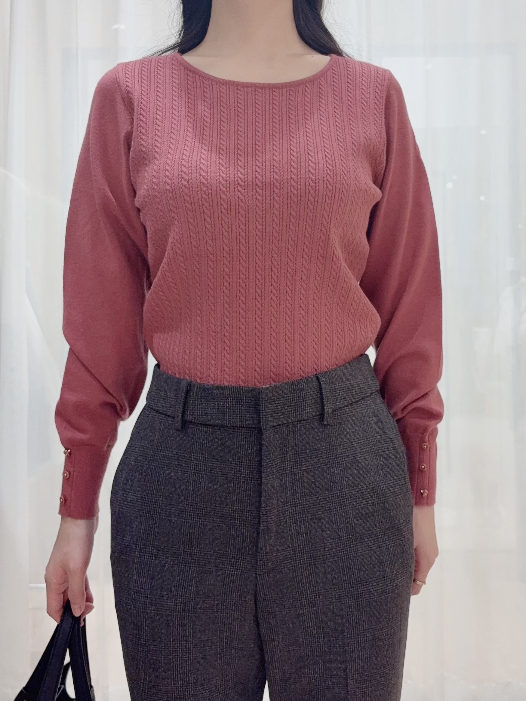 ぞうげさんの「OPAQUE.CLIP｜クルーネックケーブルニット【洗濯機OK】」を使ったコーディネート