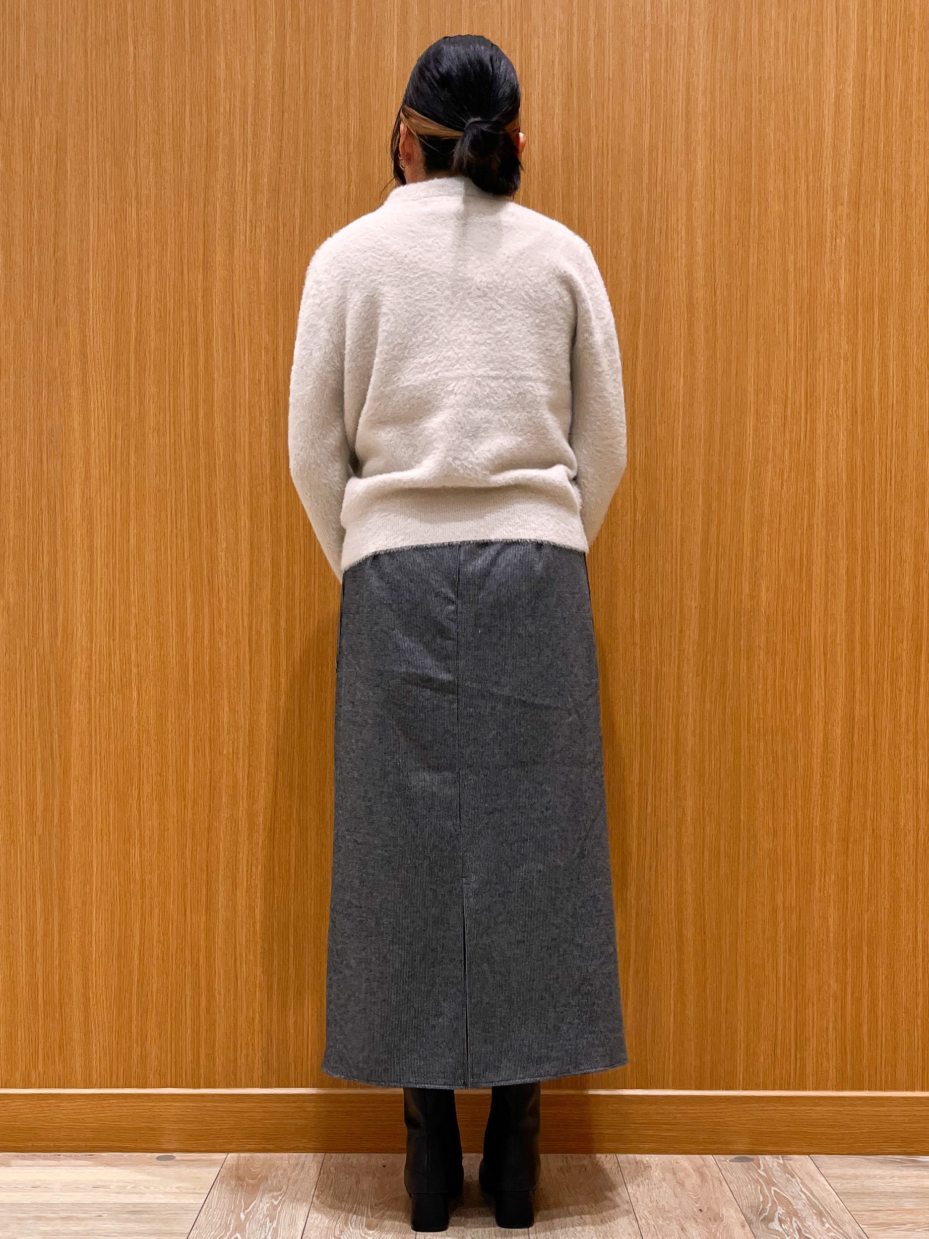 aさんの「OPAQUE.CLIP｜フェザー襟付きニットカーディガン【洗濯機OK】」を使ったコーディネート