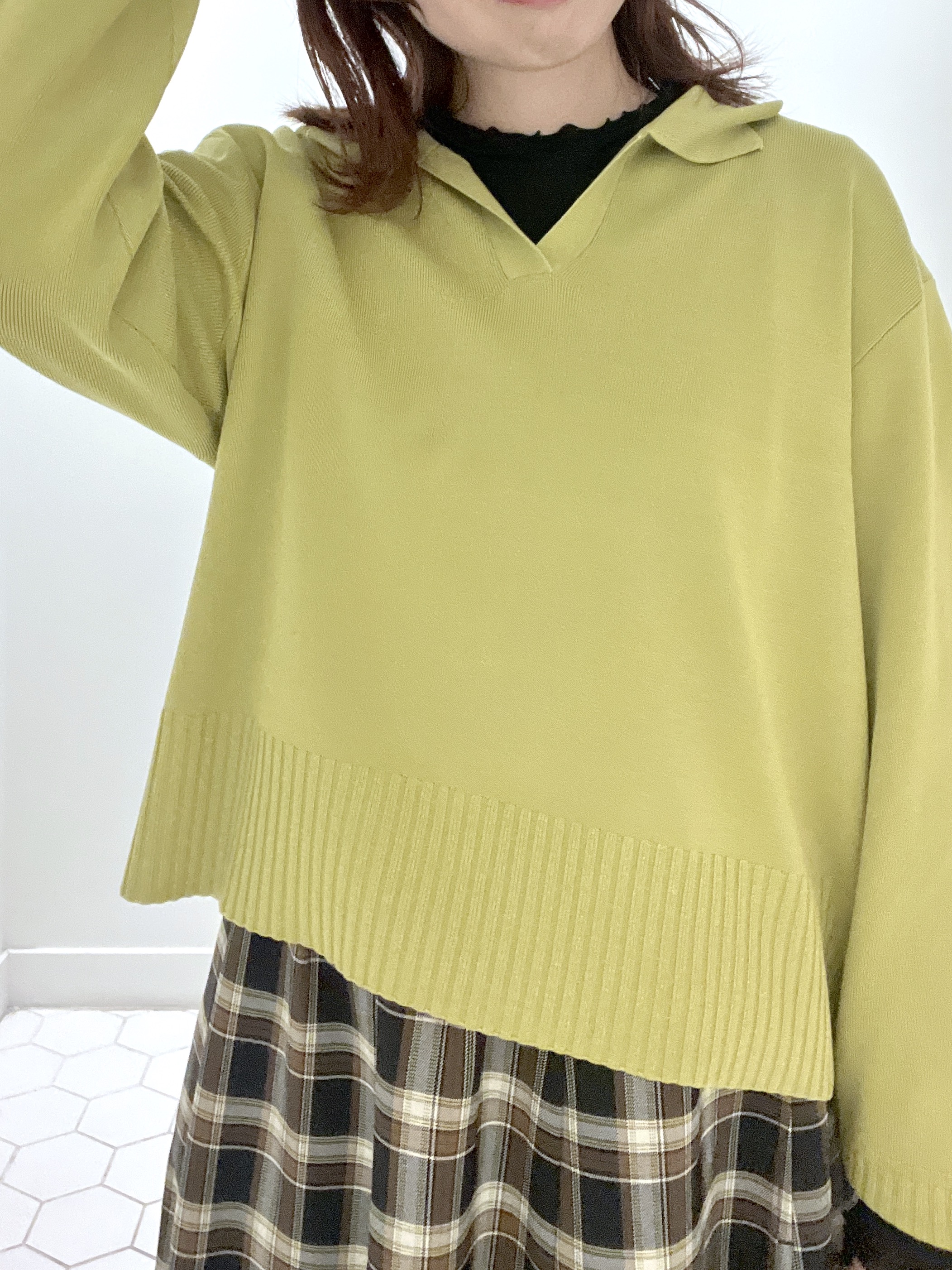 Makinoさんの「Dessin｜【洗濯機OK】抜け感スキッパーポロニット」を使ったコーディネート