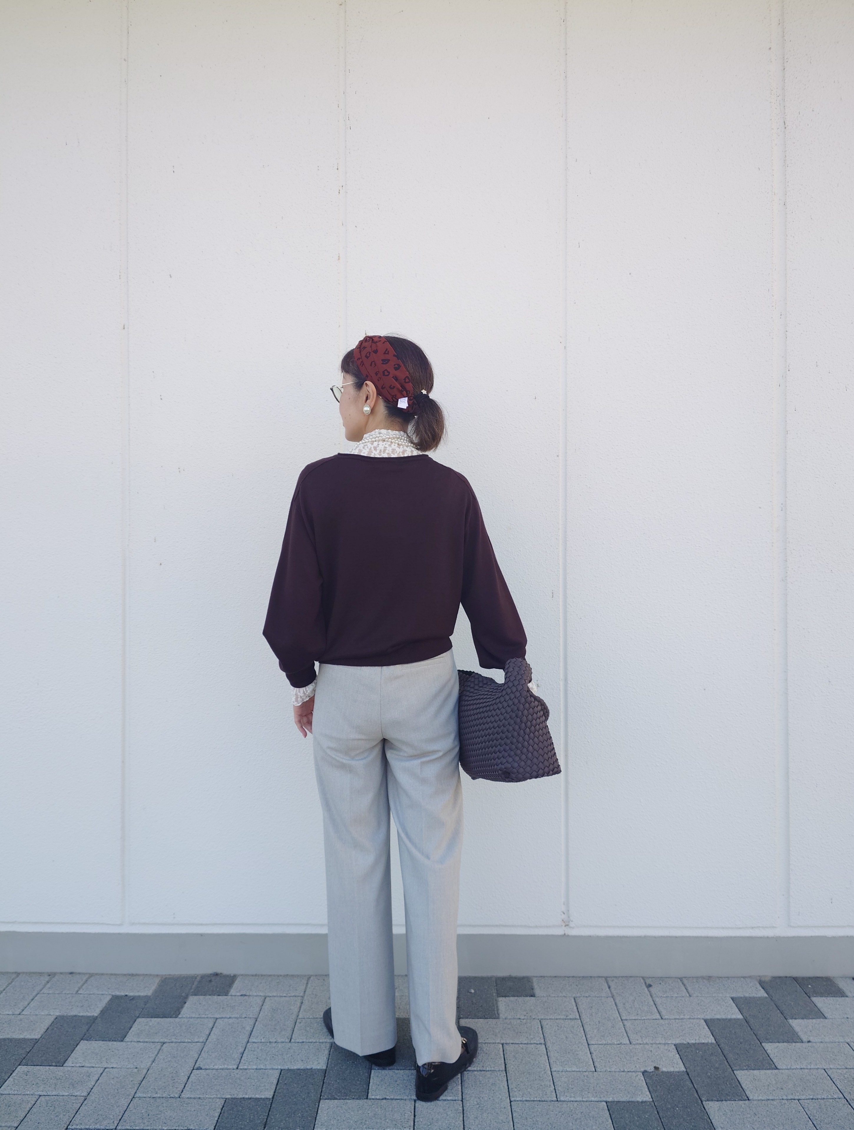 MUTSUKOさんの「UNTITLED｜【店頭人気！/品よくゆったり】ボリュームスリーブニットプルオーバー」を使ったコーディネート