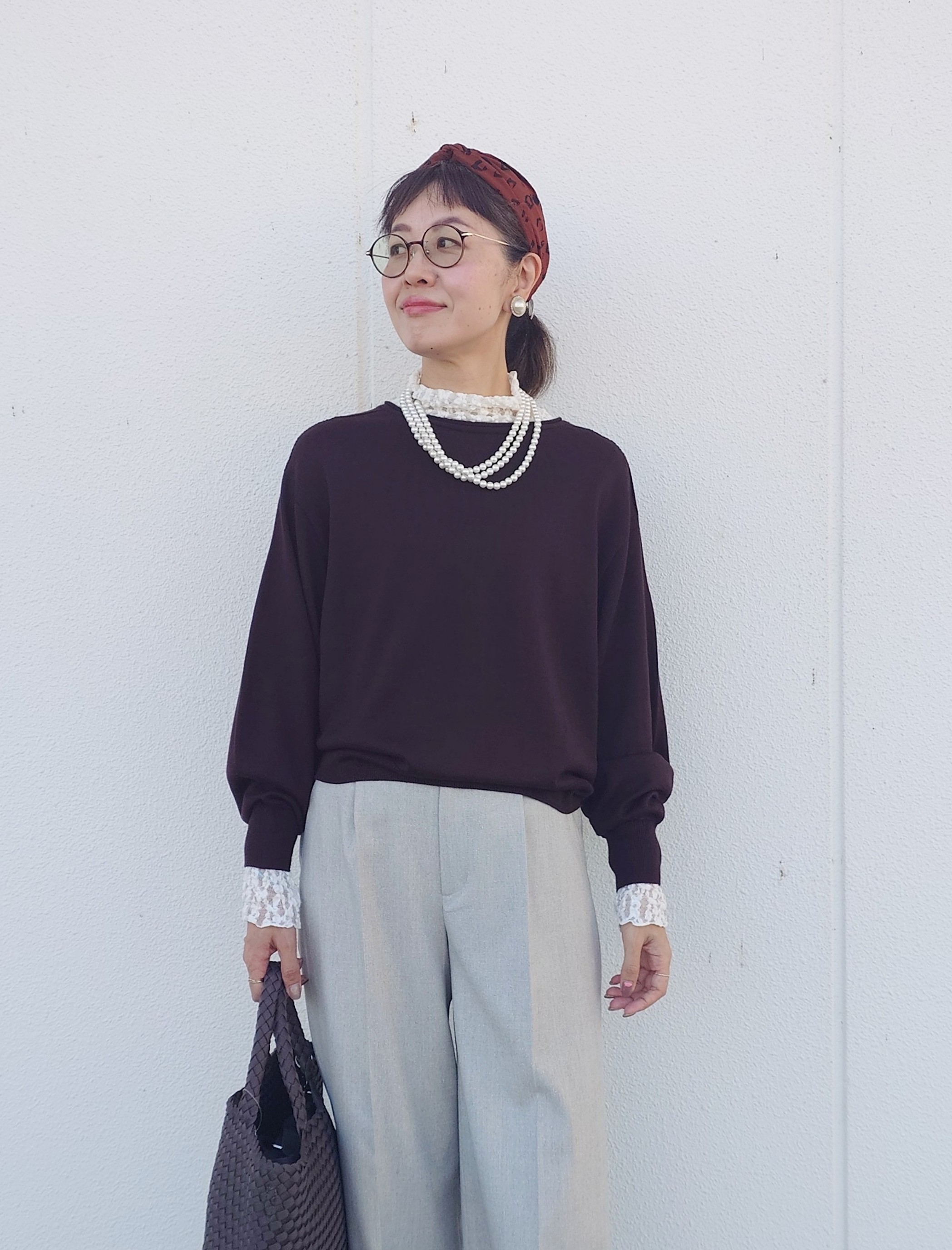 MUTSUKOさんの「UNTITLED｜【店頭人気！/品よくゆったり】ボリュームスリーブニットプルオーバー」を使ったコーディネート