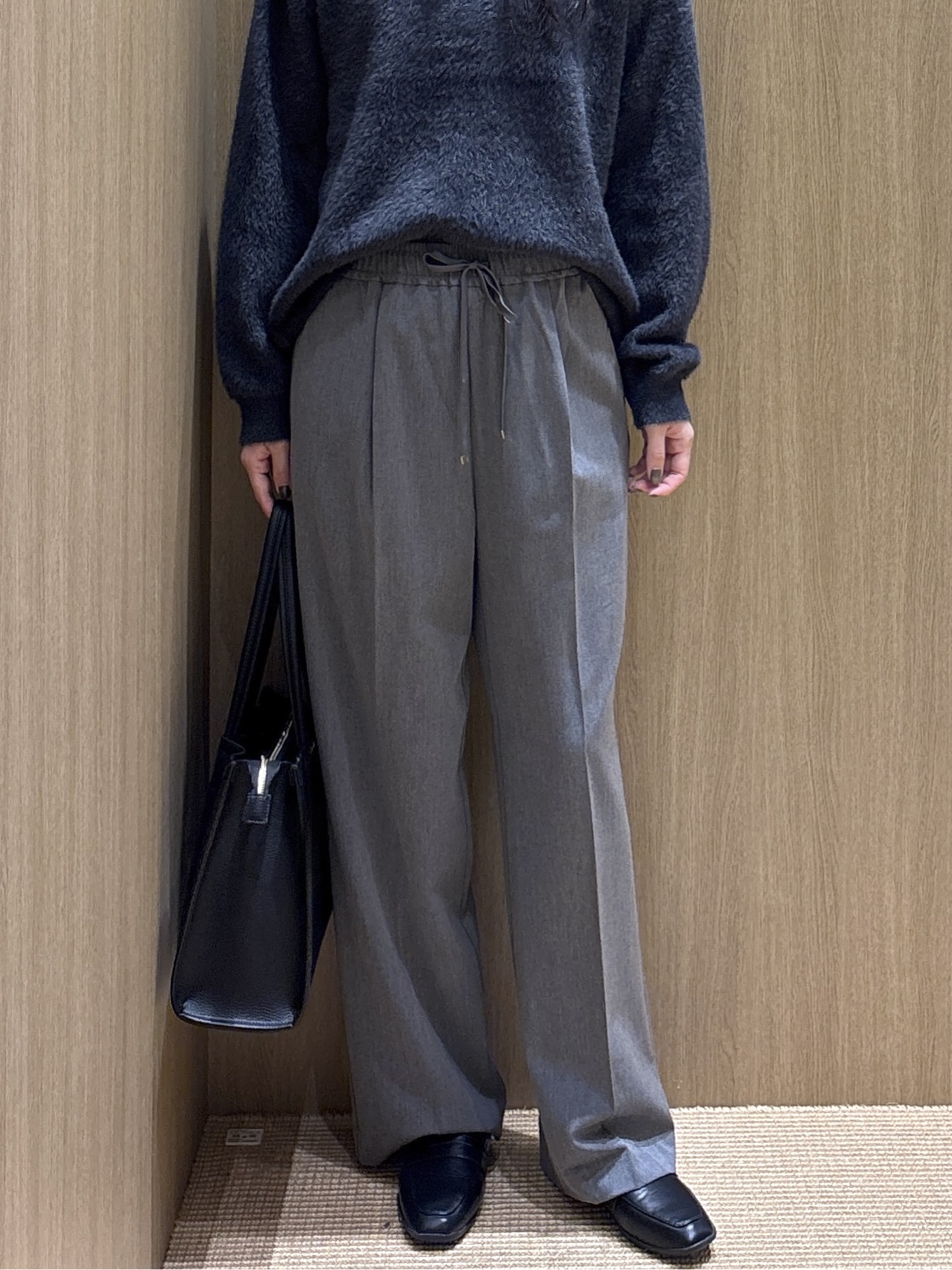 sachikoさんの「OPAQUE.CLIP｜カシミヤブレンドウール ミドルピーコート」を使ったコーディネート