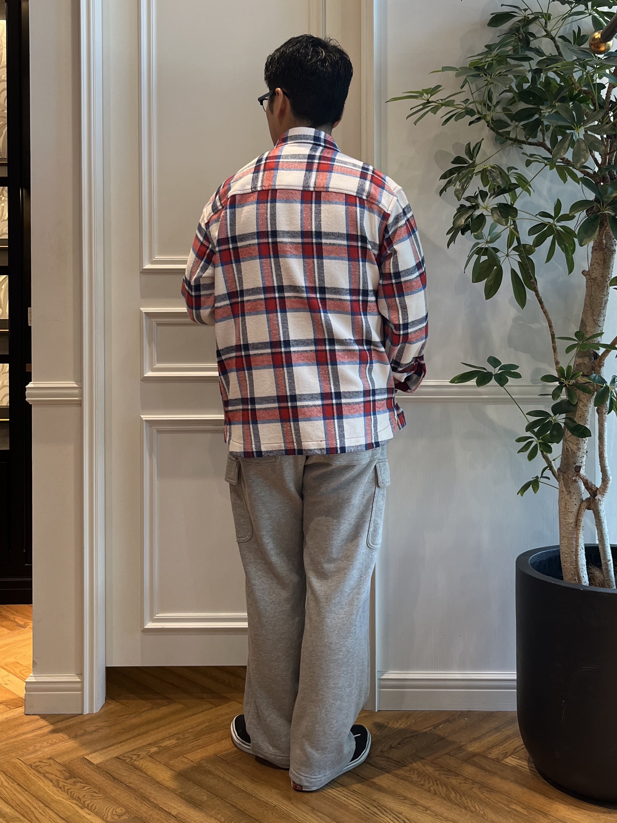 Tokuさんの「DRESSTERIOR｜タータンチェック シャツブルゾン」を使ったコーディネート