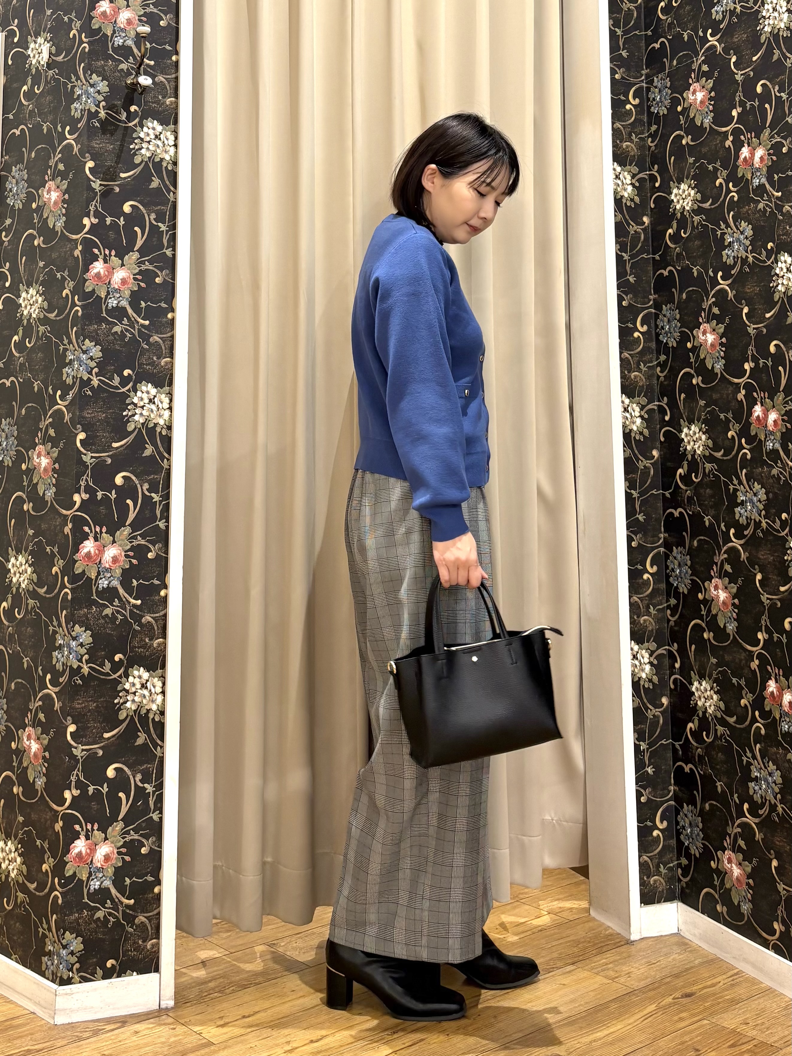 ネリさんの「SHOO･LA･RUE｜【洗濯機可/S-LL】もちもちで心地よい もちここニットカーディガン」を使ったコーディネート