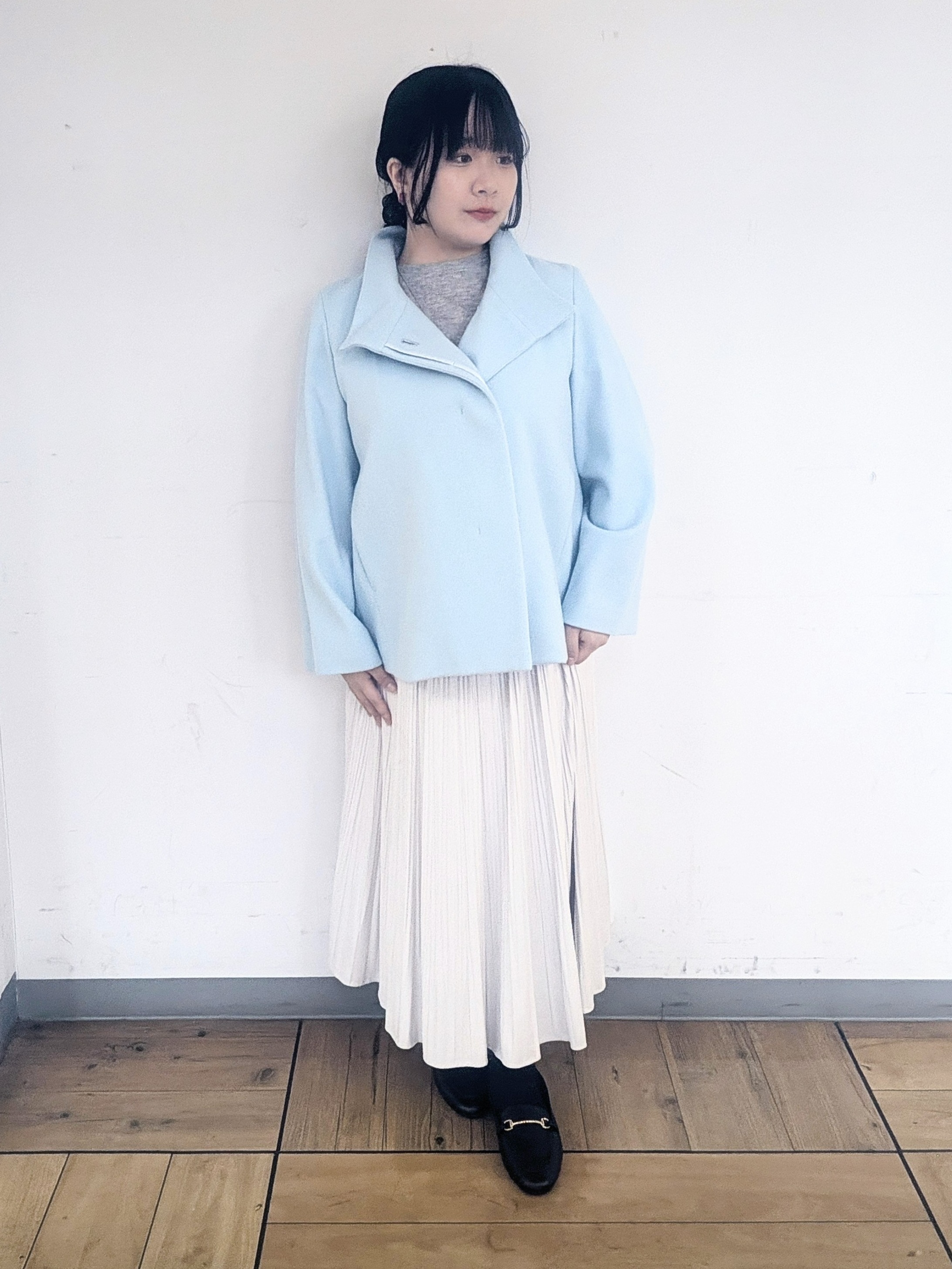 Mizukiさんの「UNTITLED｜【軽アウター/ウール100】ウールショートコート」を使ったコーディネート