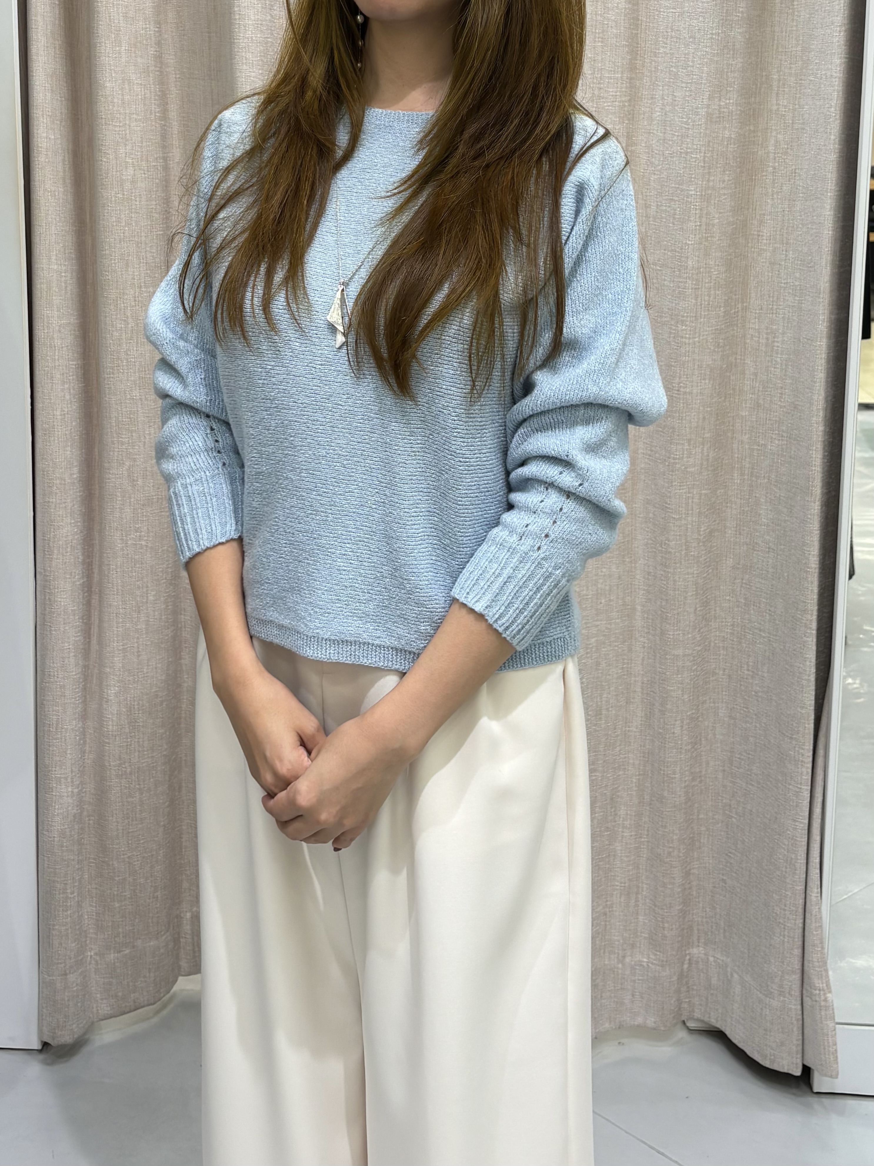Annaさんの「COUP DE CHANCE｜【手洗い可／日本製】ブークレドルマンニット」を使ったコーディネート