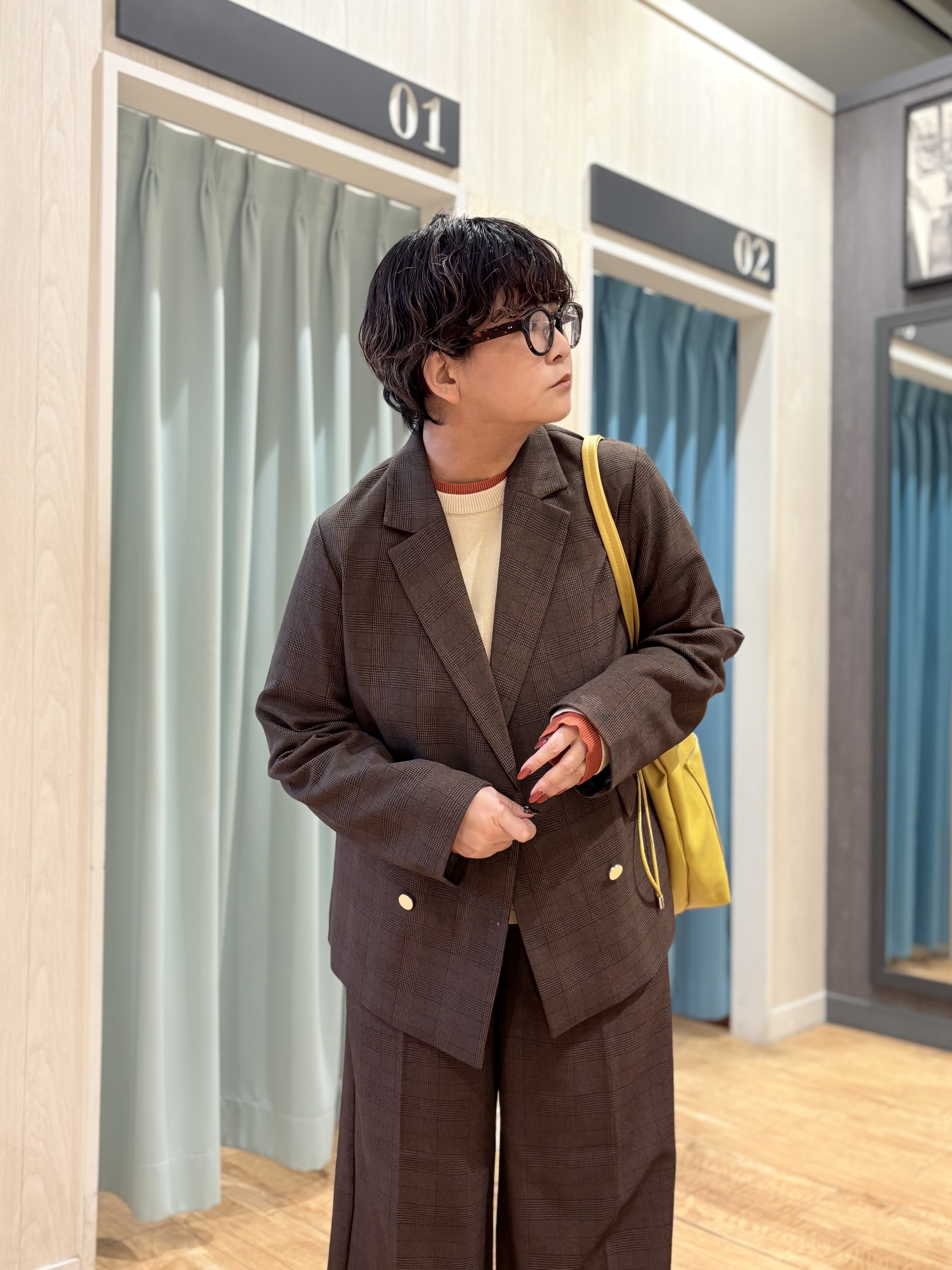 砂糖さんの「SHOO･LA･RUE｜【セットアップ可/洗濯後しわになりにくい】ウールフィール ダブルジャケット」を使ったコーディネート