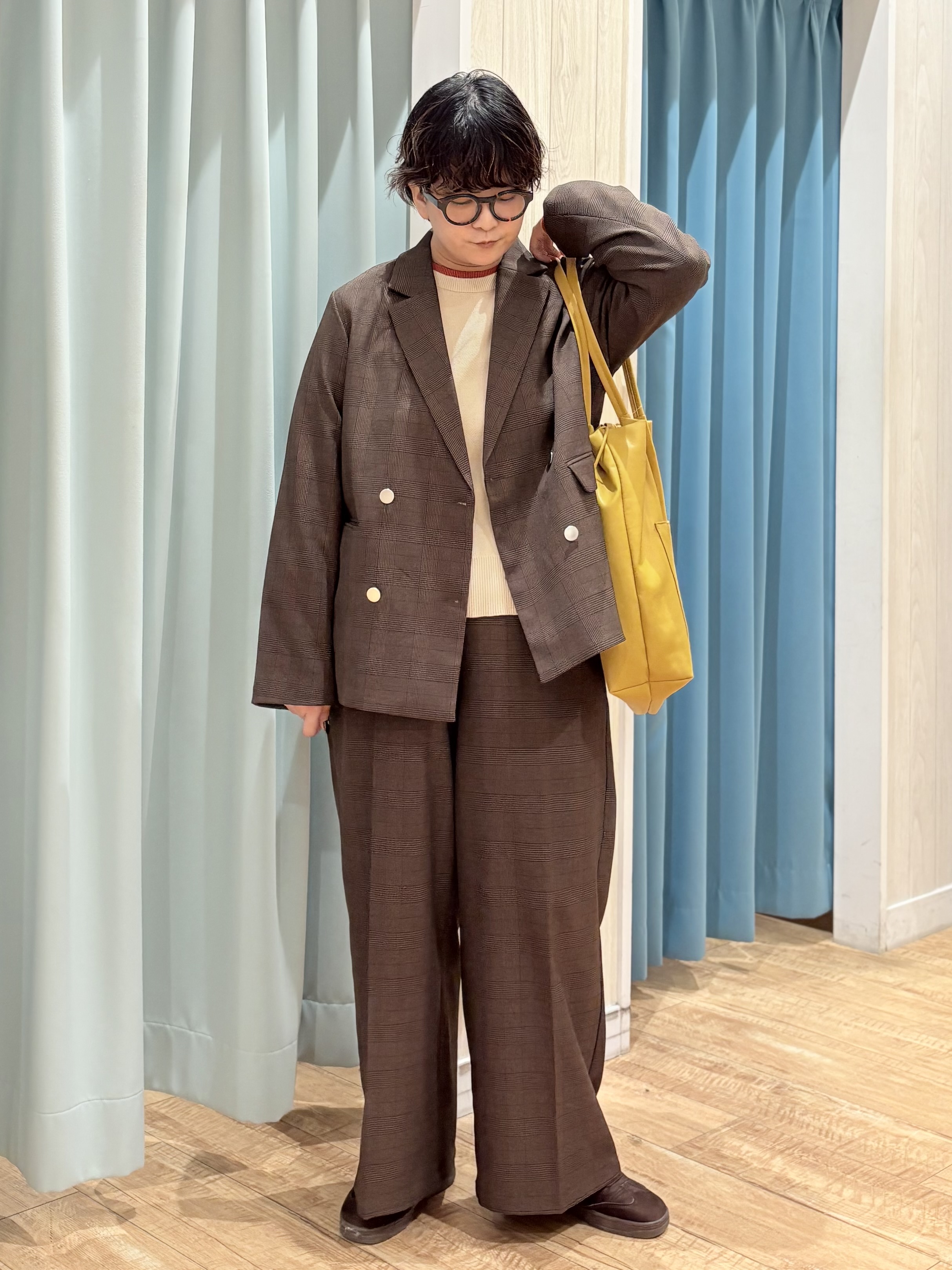 砂糖さんの「SHOO･LA･RUE｜【セットアップ可/洗濯後しわになりにくい】ウールフィール ダブルジャケット」を使ったコーディネート