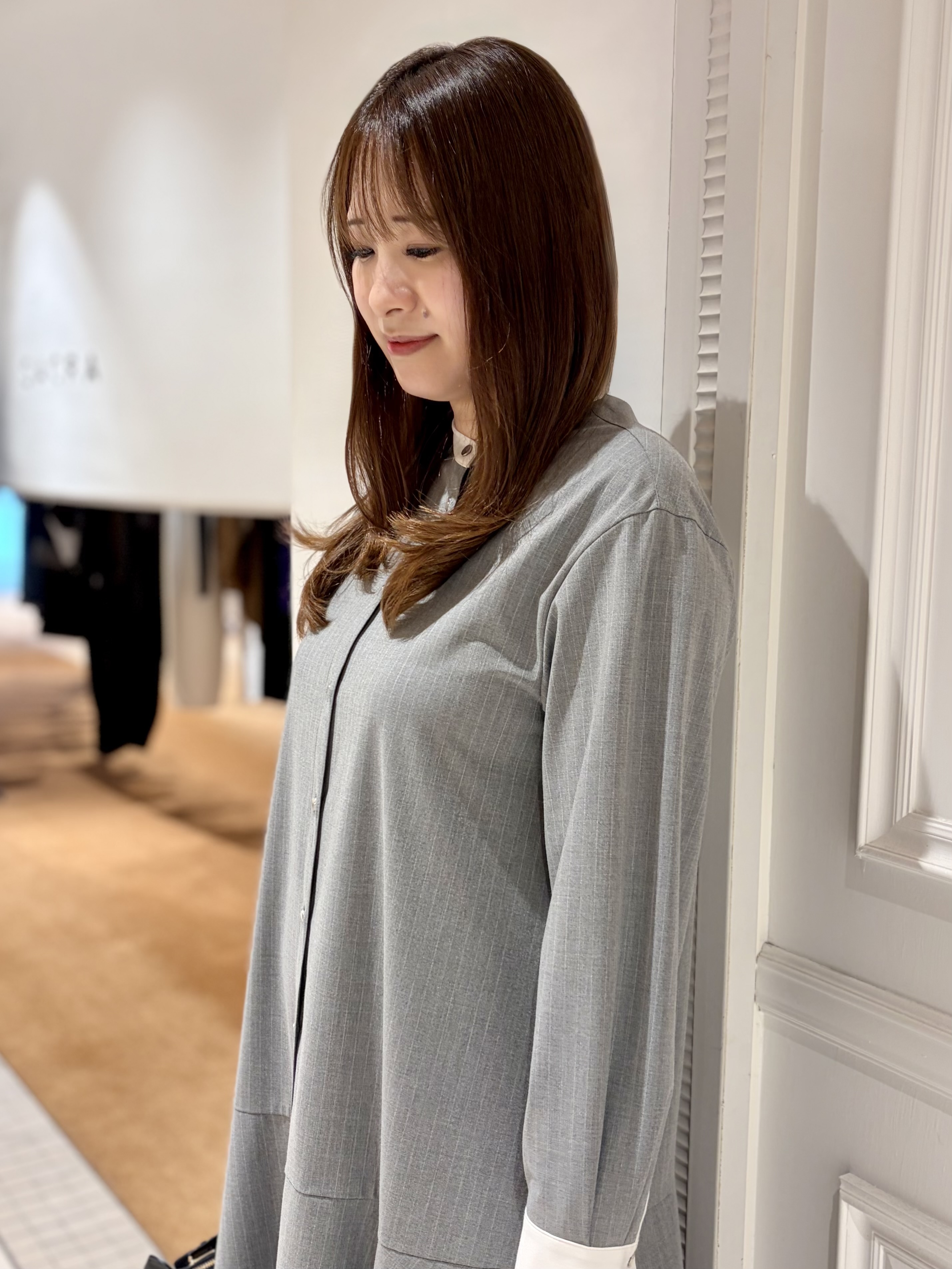 minowaさんの「DRESSTERIOR｜【STORY11月号掲載】ウォッシャブルストライプシャツワンピース」を使ったコーディネート