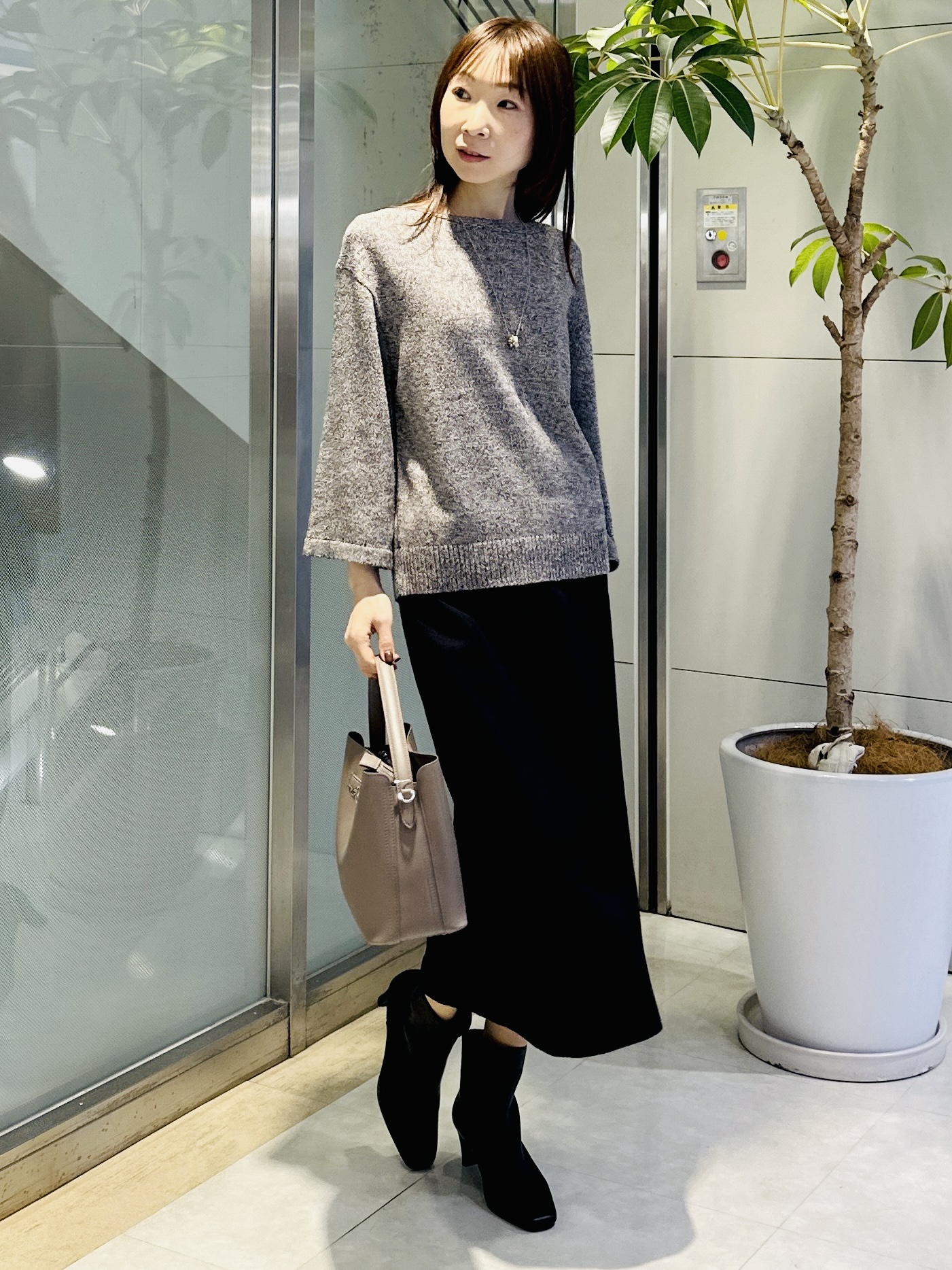 Miwaさんの「UNTITLED｜【セットアップ可/ライトアウター/仕事着スーツ】ウールダブルジャケット」を使ったコーディネート