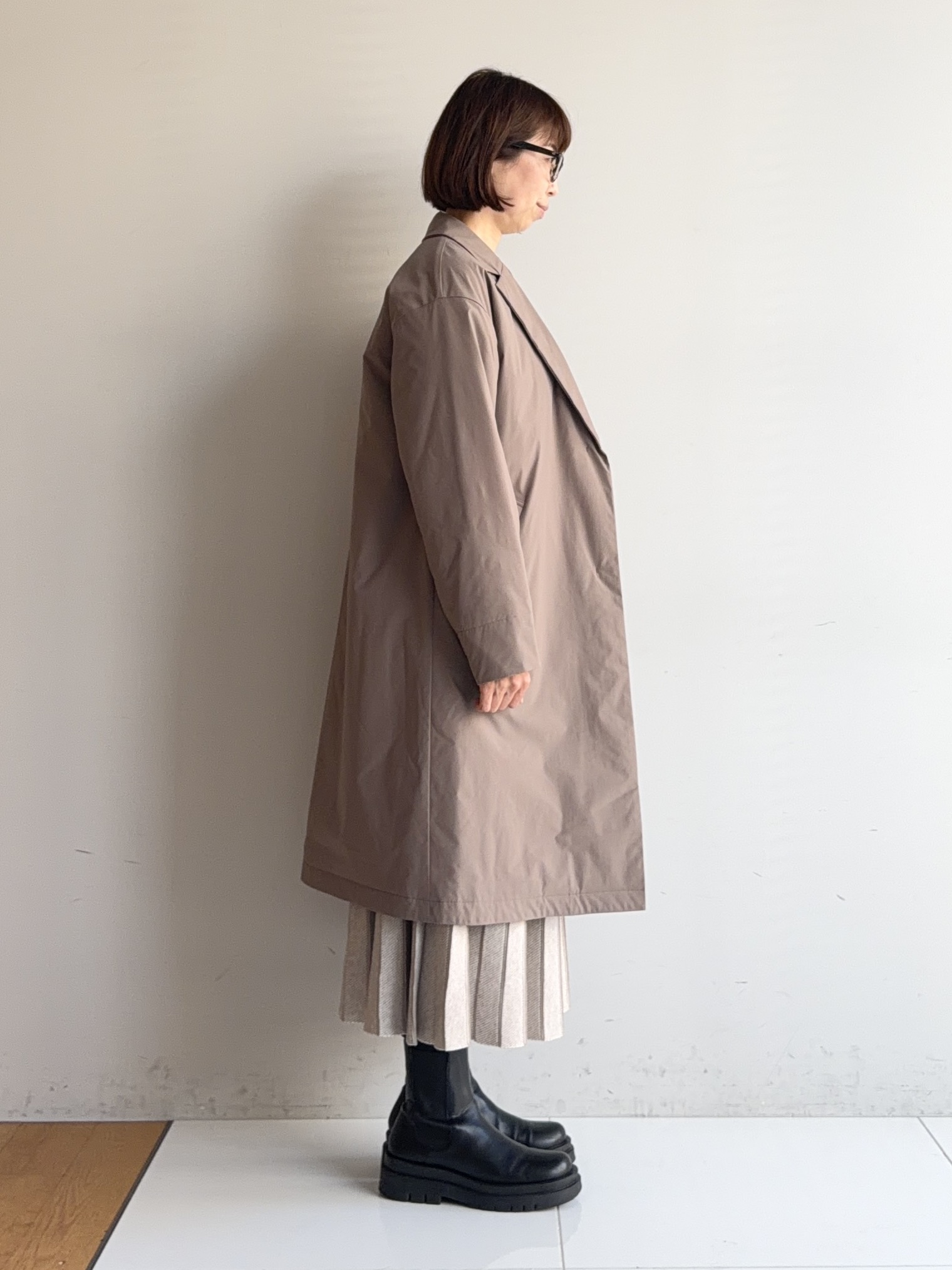 murayamaさんの「INDIVI｜【超軽量／蓄熱／撥水】中綿ライトチェスターコート」を使ったコーディネート