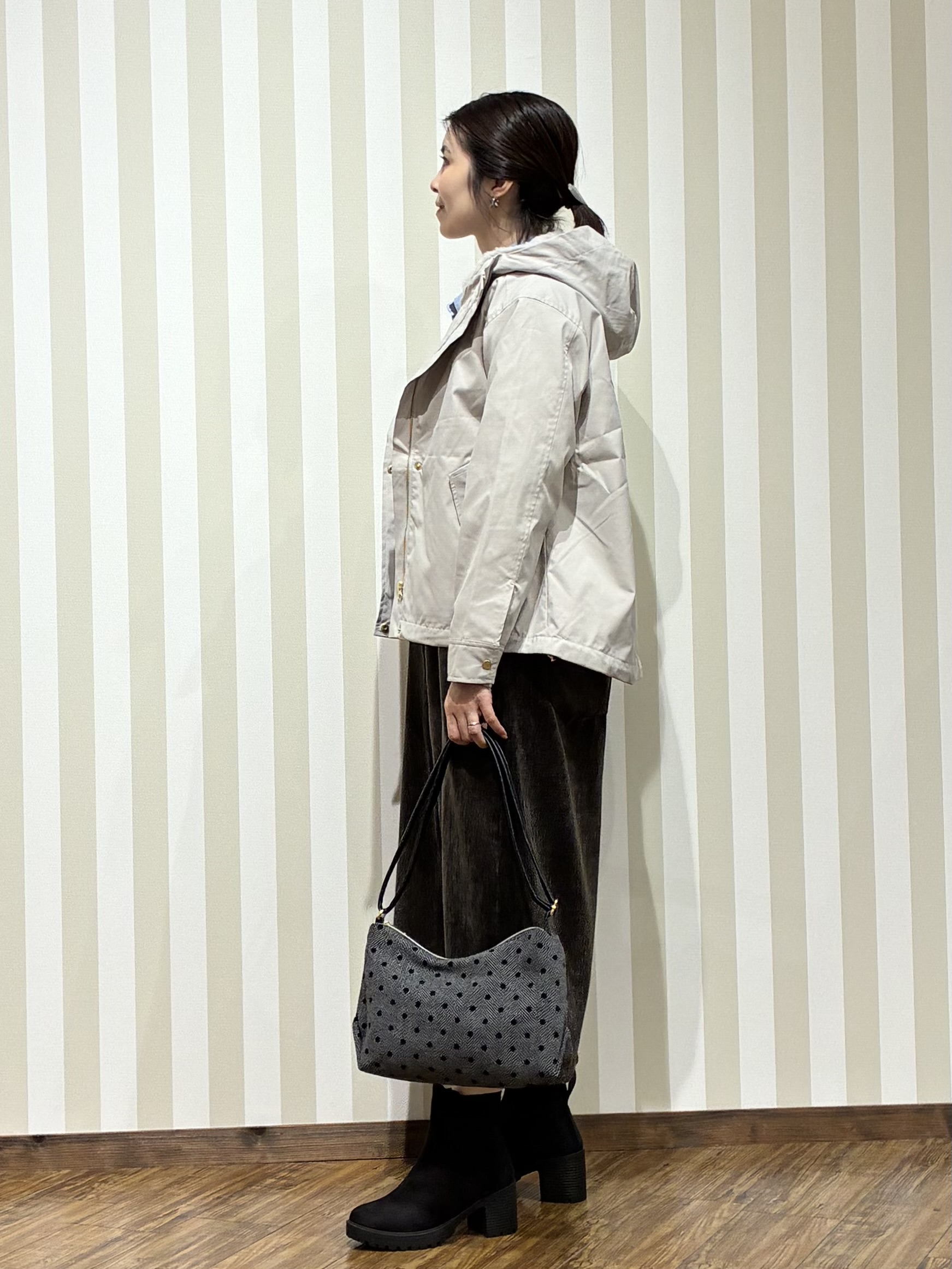 SAOさんの「SHOO･LA･RUE｜【洗濯機可/撥水/マルチWAY】ファーライナー付き 毎日欲張りマンパ」を使ったコーディネート