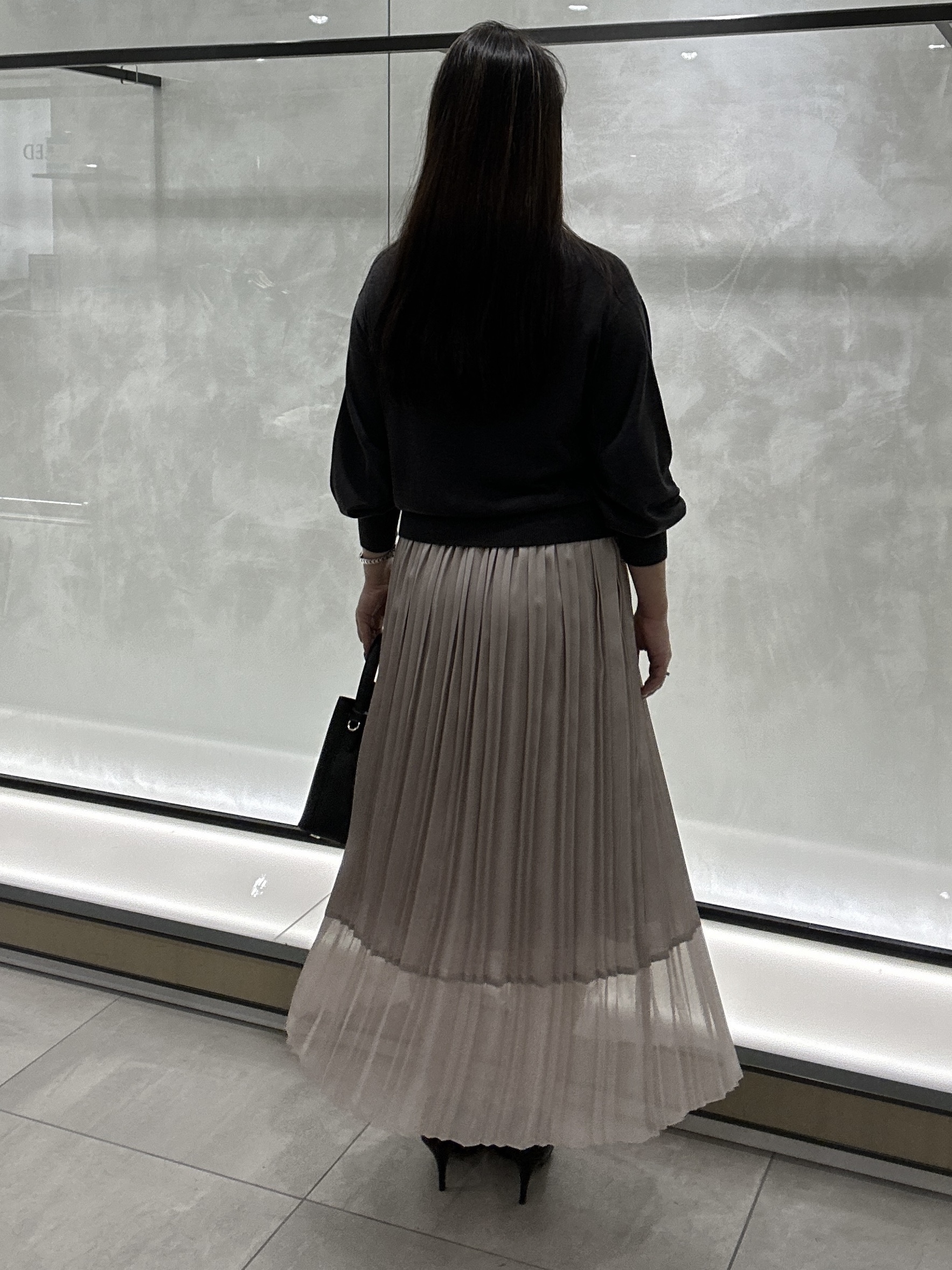 YURIさんの「UNTITLED｜【追加/新色】エアリーワンハンドルバッグ」を使ったコーディネート