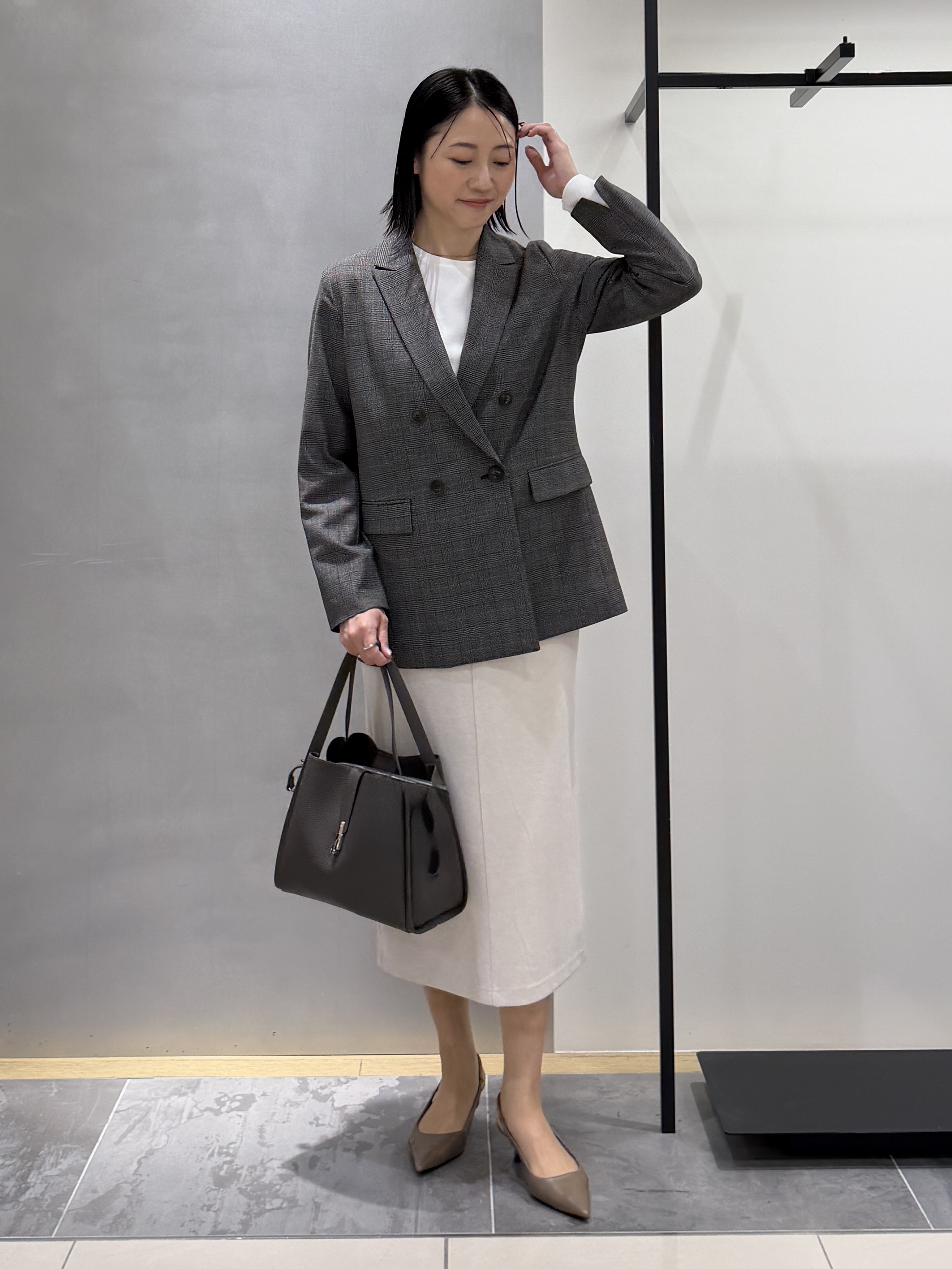 shihoさんの「INDIVI｜【洗濯機OK／ストレッチ◎】秋はじめのダブルジャケット」を使ったコーディネート