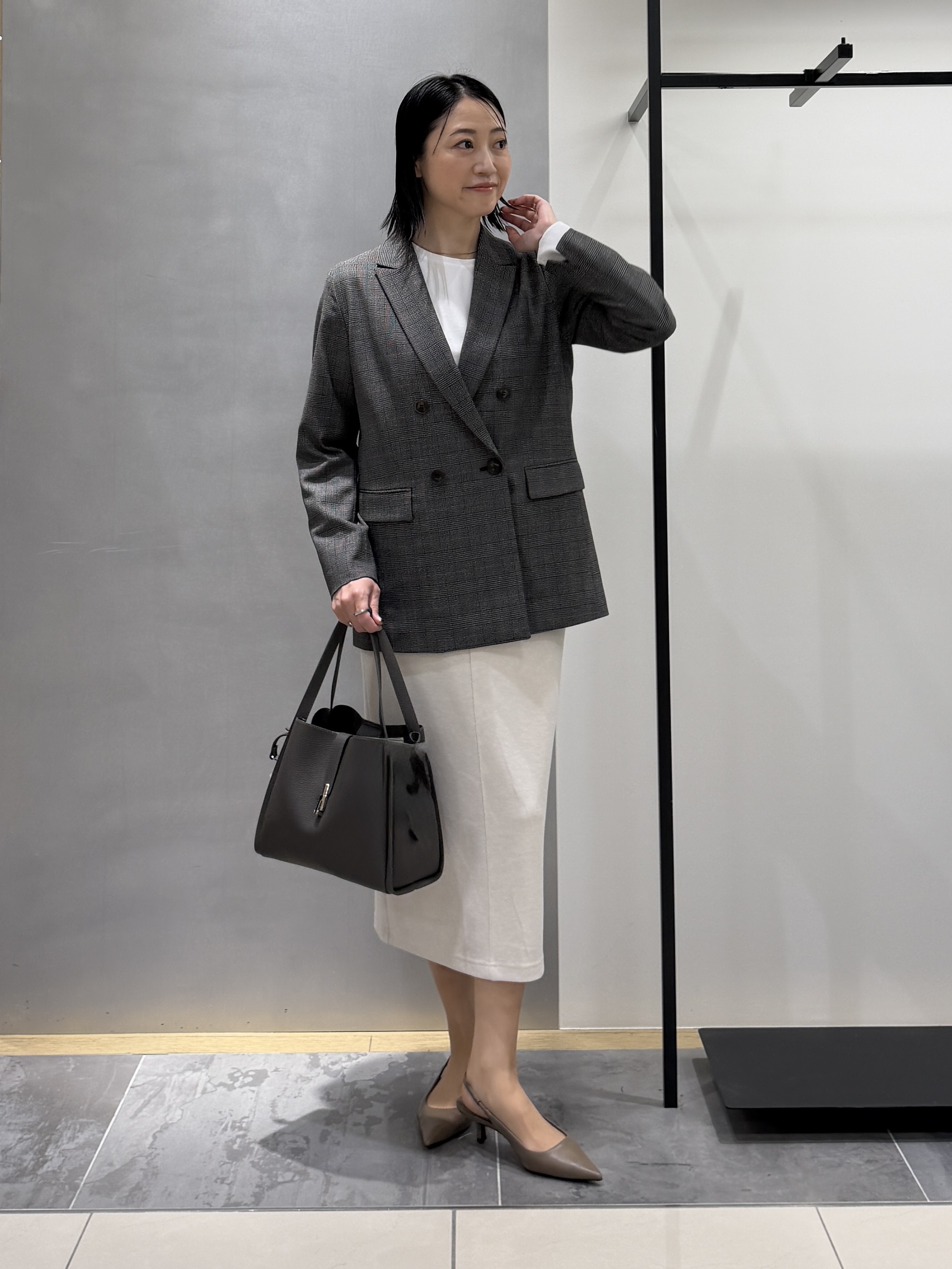 shihoさんの「INDIVI｜【洗濯機OK／ストレッチ◎】秋はじめのダブルジャケット」を使ったコーディネート