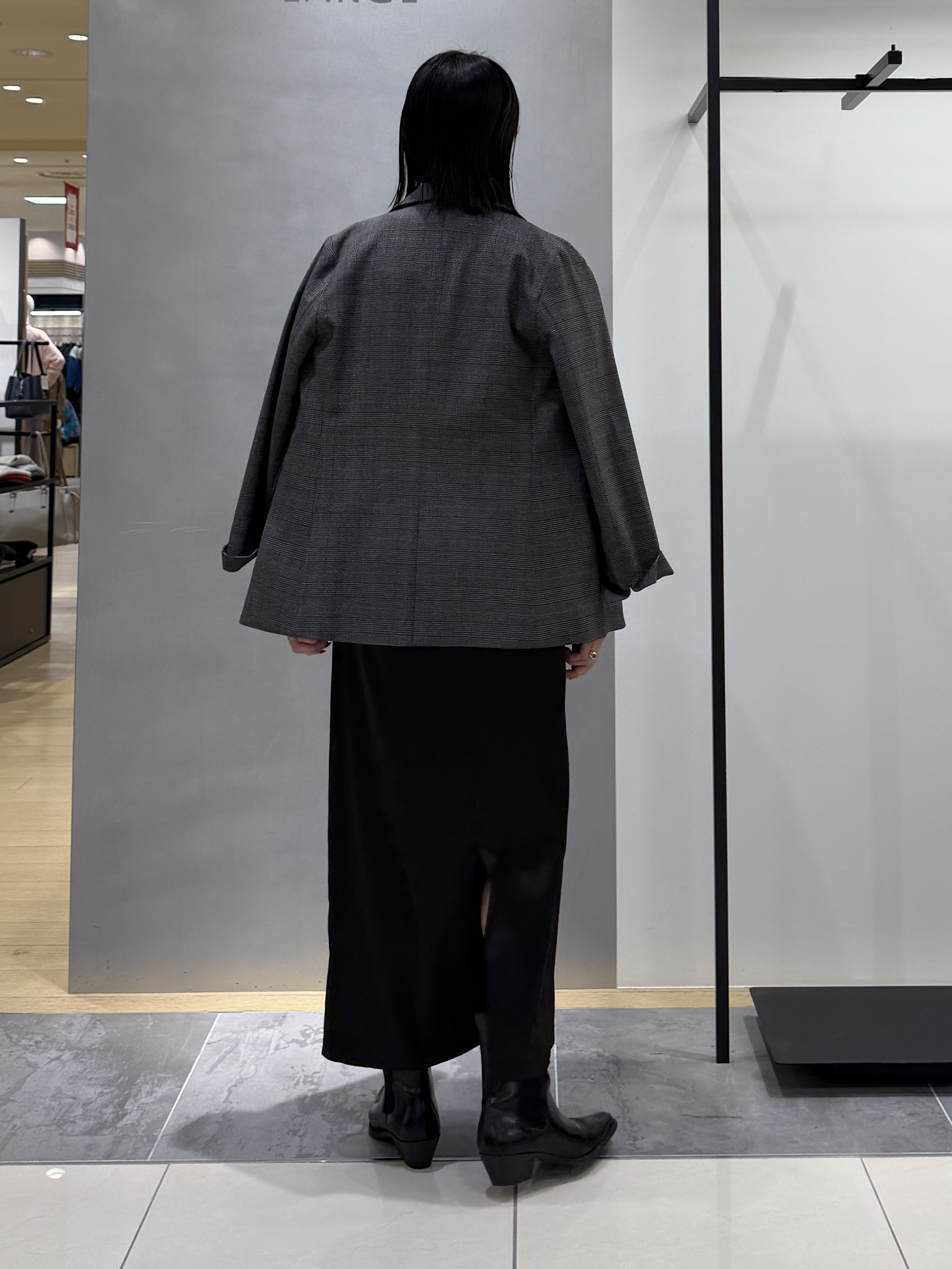 shihoさんの「INDIVI｜【洗濯機OK／ストレッチ◎】秋はじめのダブルジャケット」を使ったコーディネート