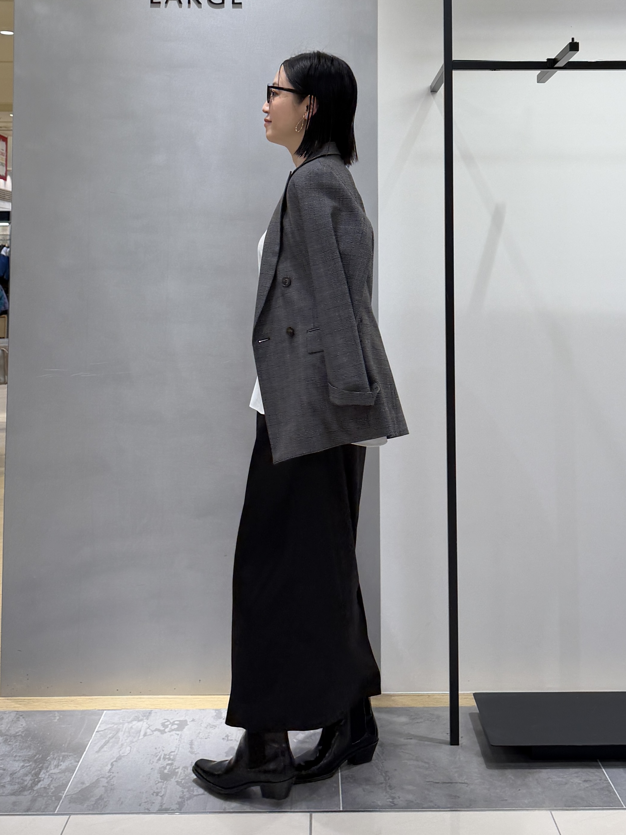 shihoさんの「INDIVI｜【洗濯機OK／ストレッチ◎】秋はじめのダブルジャケット」を使ったコーディネート