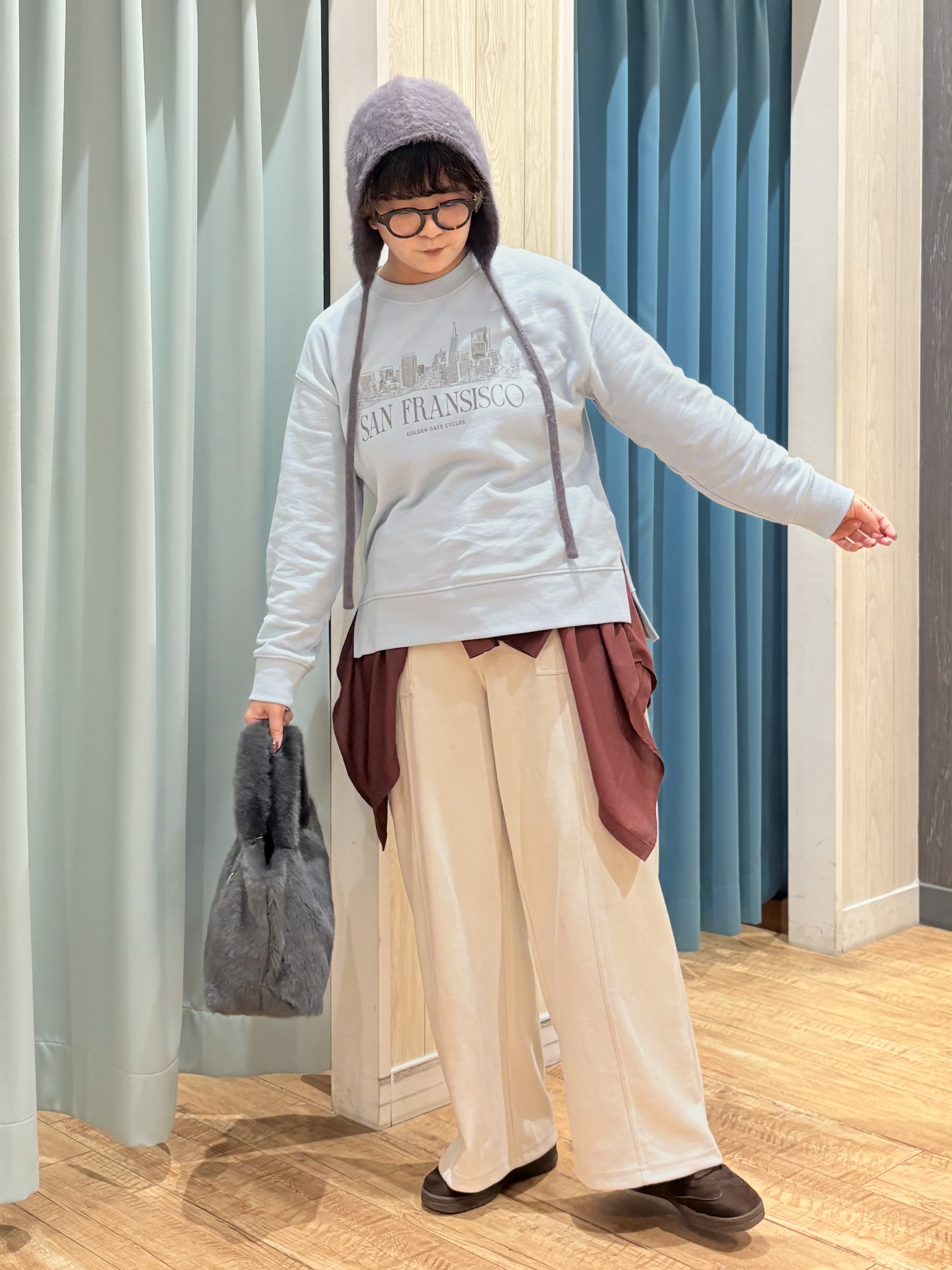 砂糖さんの「SHOO･LA･RUE｜【S-LL/洗濯機可】ゆるっと着られる 裏毛プリントアソートスウェット」を使ったコーディネート