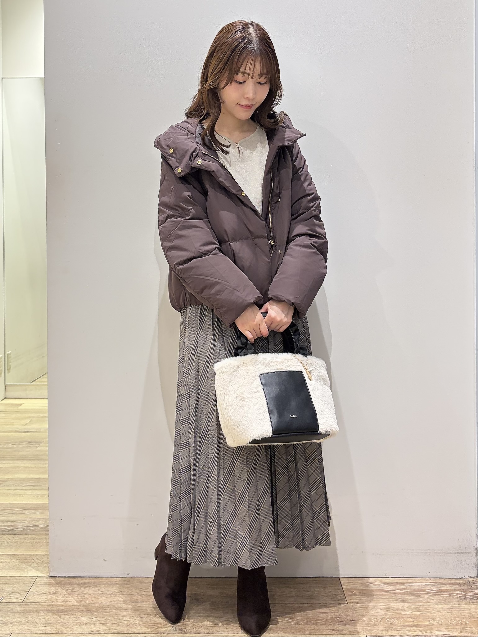 MOMOさんの「index｜河田ダウンショートコート 【洗濯機OK／静電気防止（裏地）／撥水／XS-3L】」を使ったコーディネート