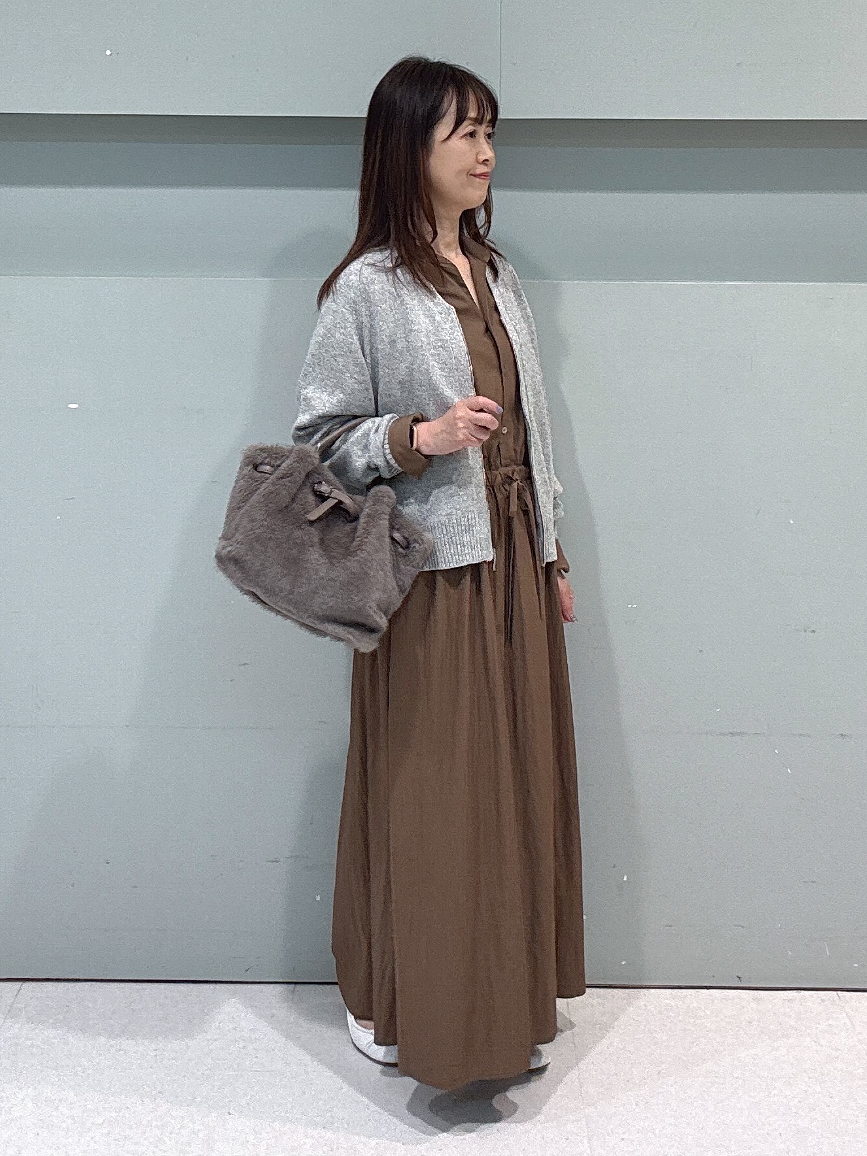 makiさんの「UNTITLED｜【店頭人気！】杢調ジップカーディガン」を使ったコーディネート