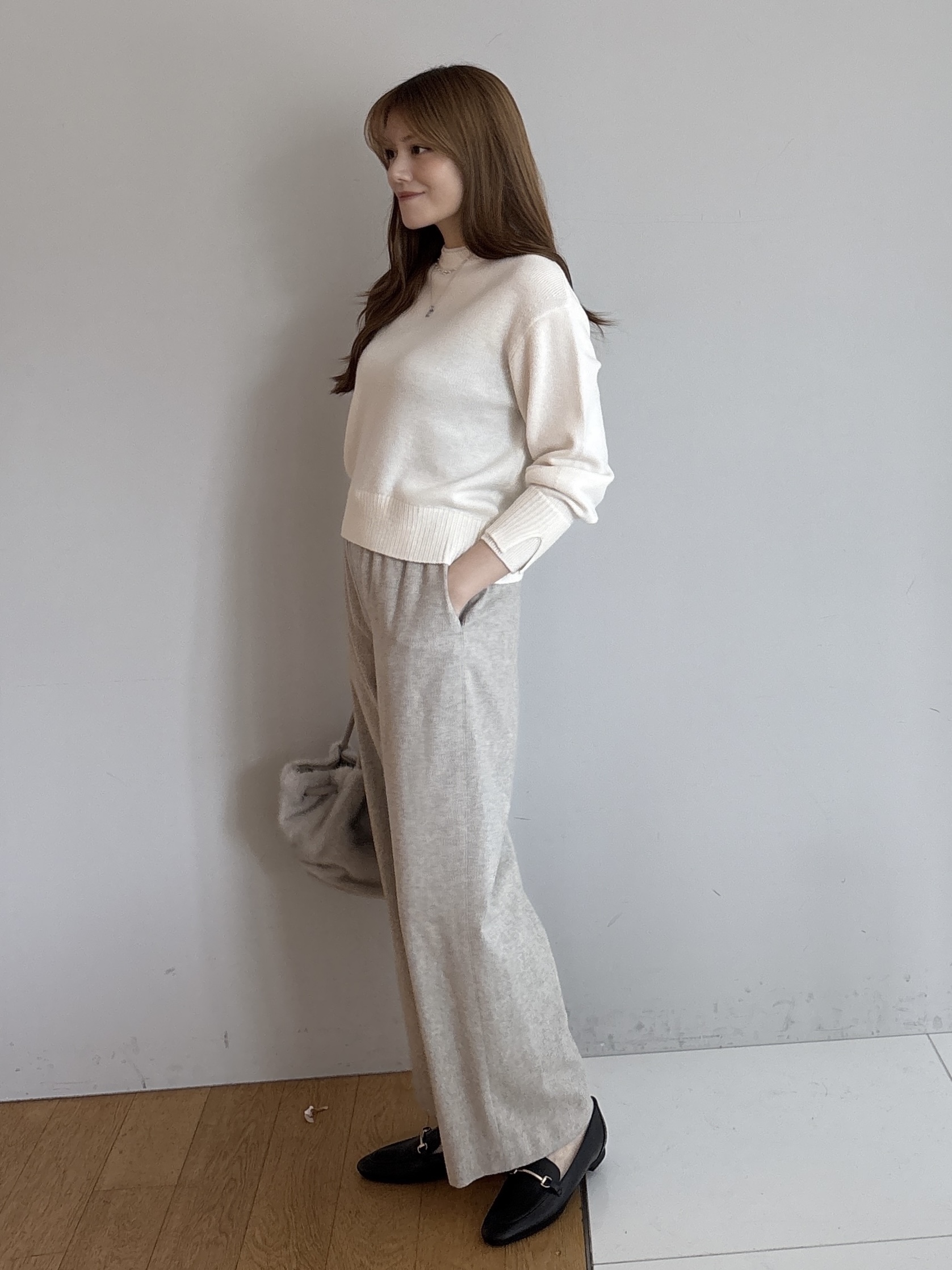 sayaさんの「UNTITLED｜ウール混ドロストワイドパンツ」を使ったコーディネート