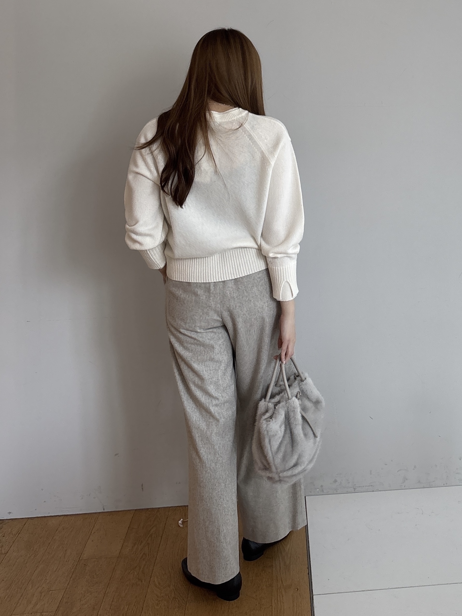 sayaさんの「UNTITLED｜ウール混ドロストワイドパンツ」を使ったコーディネート