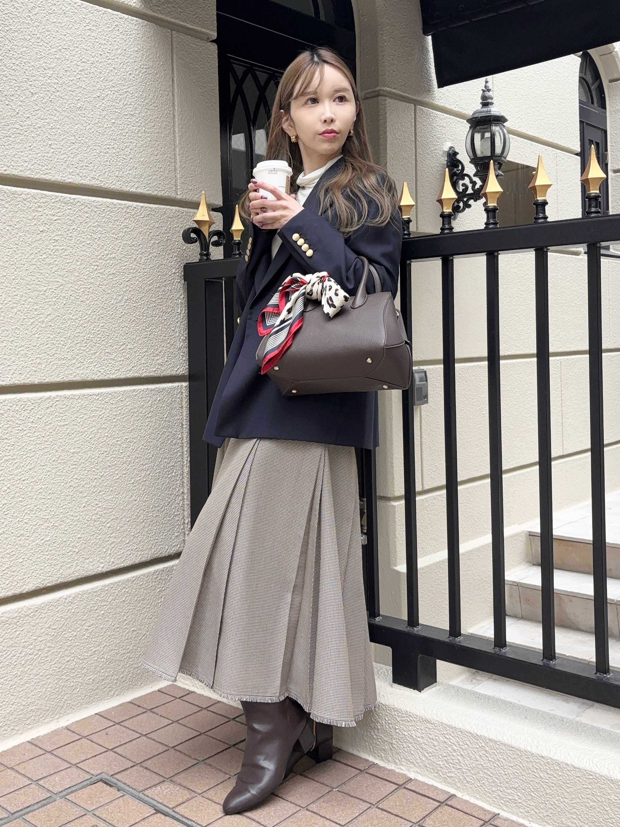清水夏姫さんの「DRESSTERIOR｜【STORY11月号掲載】ウールブレンド ダブルブレストジャケット」を使ったコーディネート