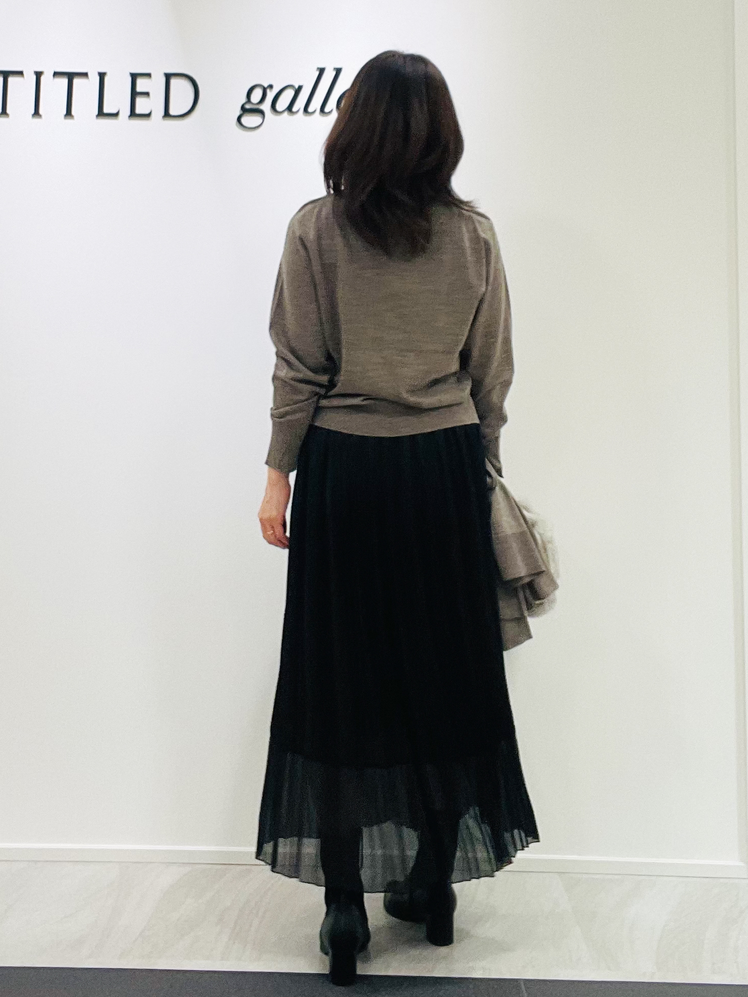 めいさんの「UNTITLED｜【アンサンブル可能/オンオフ使える】シルクウールカシミヤプルオーバー」を使ったコーディネート
