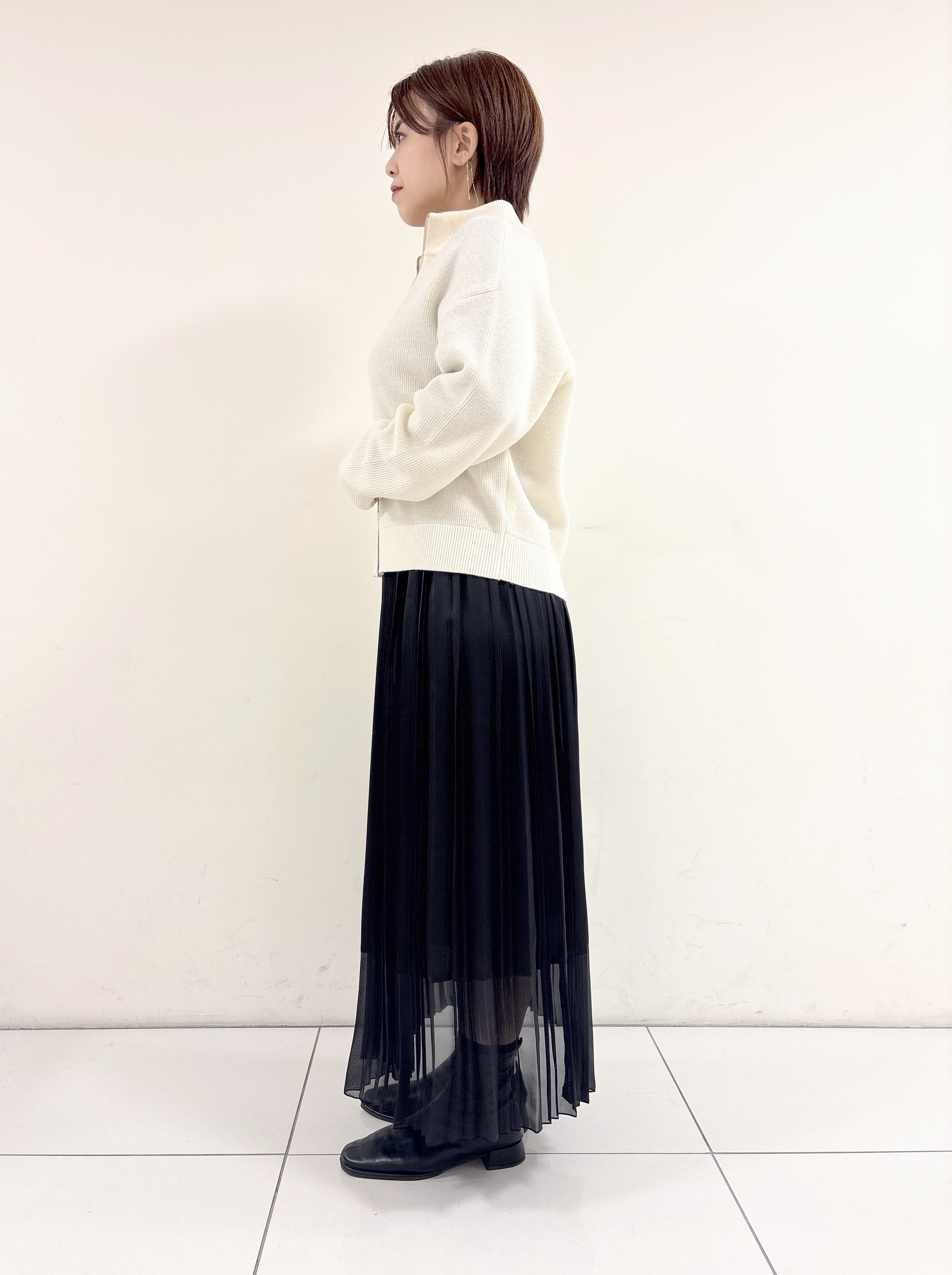 ayumiさんの「UNTITLED｜【秋羽織り/ニット】ウールジップカーディガン」を使ったコーディネート