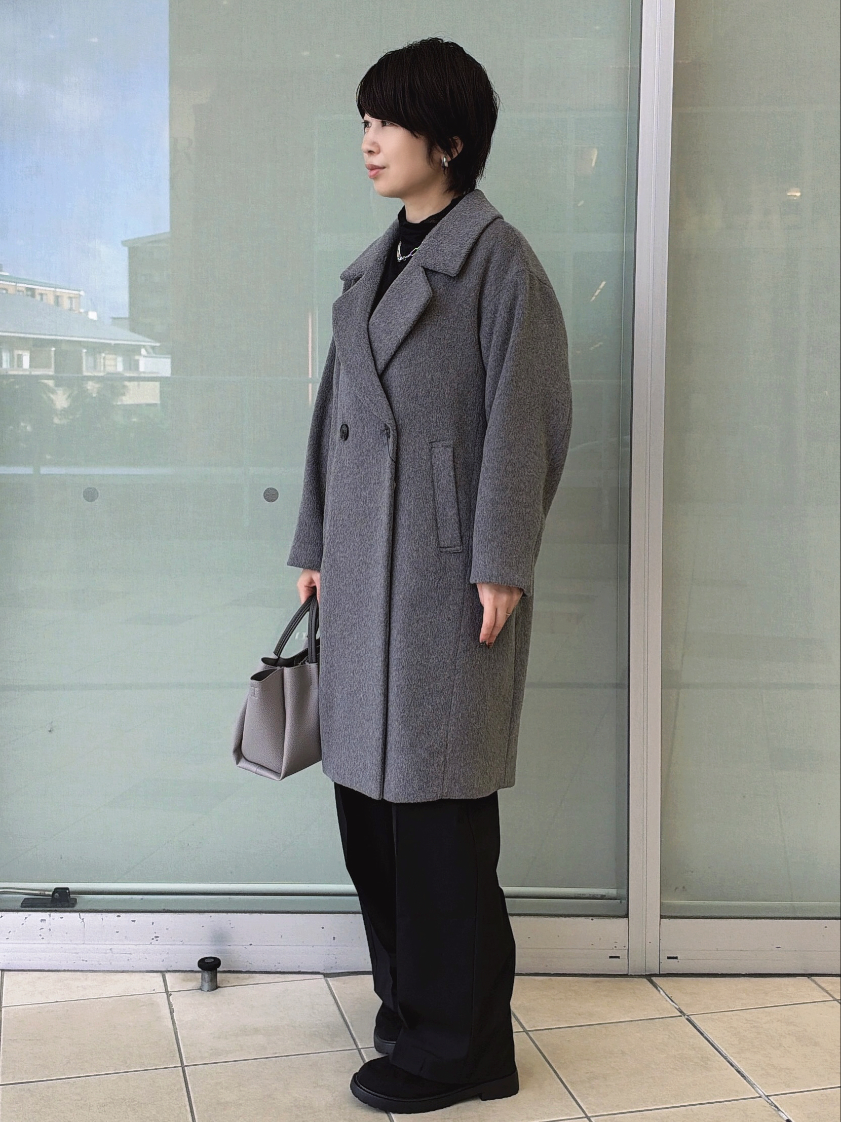 yo-koさんの「OPAQUE.CLIP｜カシミヤブレンド ロングチェスターコート」を使ったコーディネート