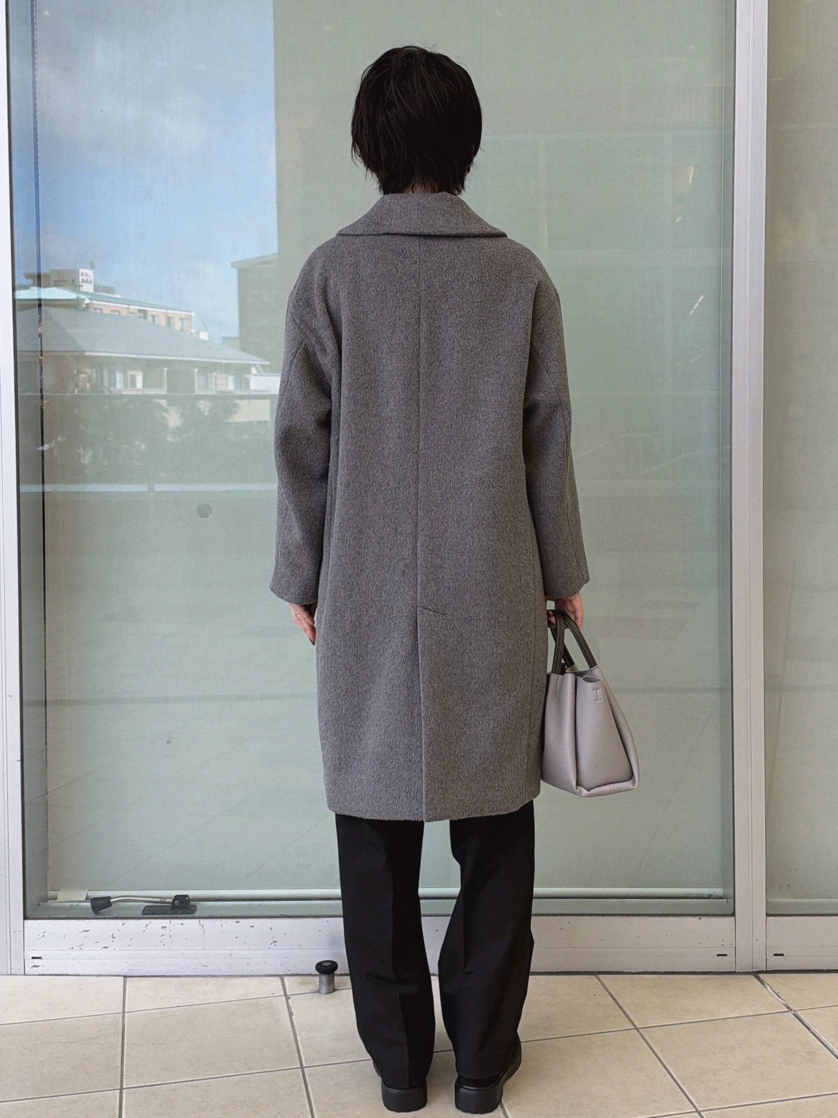 yo-koさんの「OPAQUE.CLIP｜カシミヤブレンド ロングチェスターコート」を使ったコーディネート