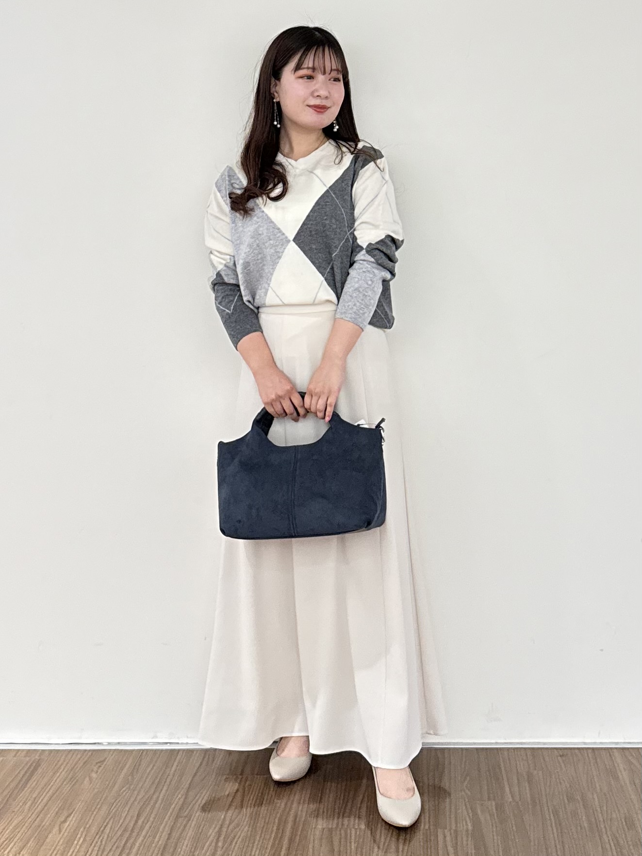 いくみさんの「INDIVI｜追加生産プレオーダー開始！【ウール混】ビッグアーガイル柄ニット」を使ったコーディネート