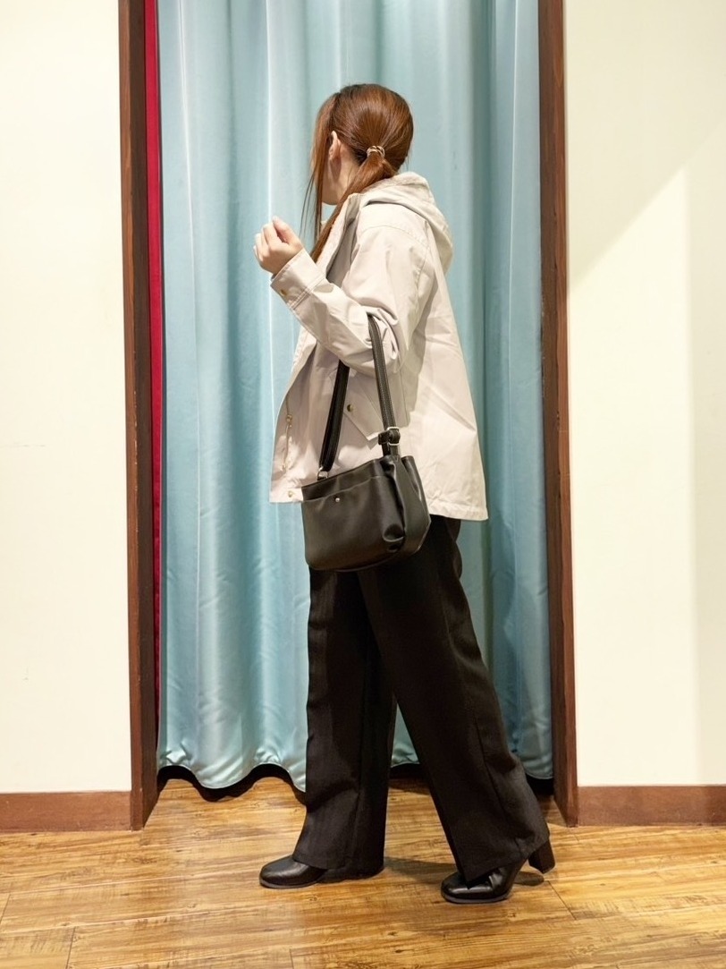 tukiさんの「SHOO･LA･RUE｜【洗濯機可/撥水/マルチWAY】ファーライナー付き 毎日欲張りマンパ」を使ったコーディネート