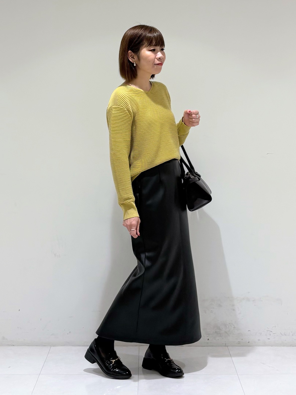 tsuyuさんの「INDIVI｜【収納力◎／トレンド】スクエアトートバッグ」を使ったコーディネート