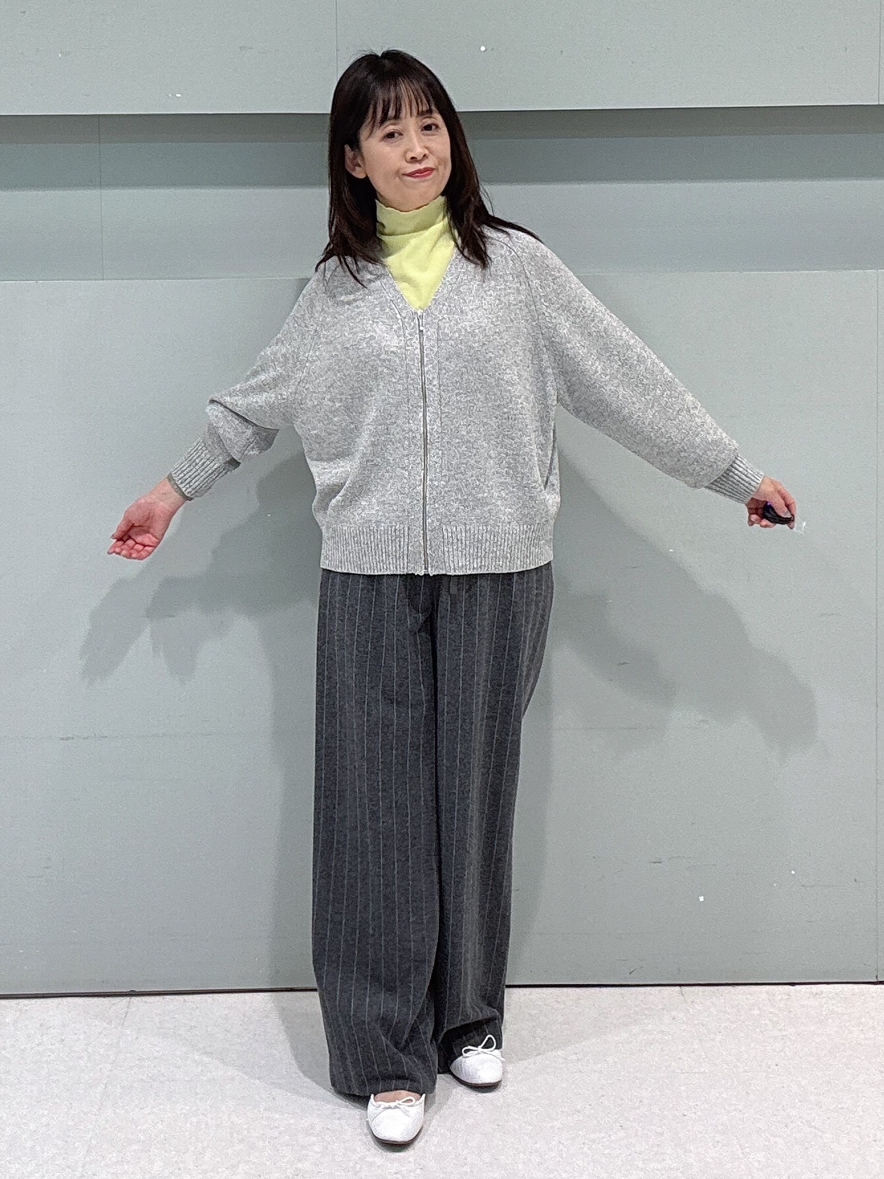 makiさんの「UNTITLED｜【店頭人気！】杢調ジップカーディガン」を使ったコーディネート