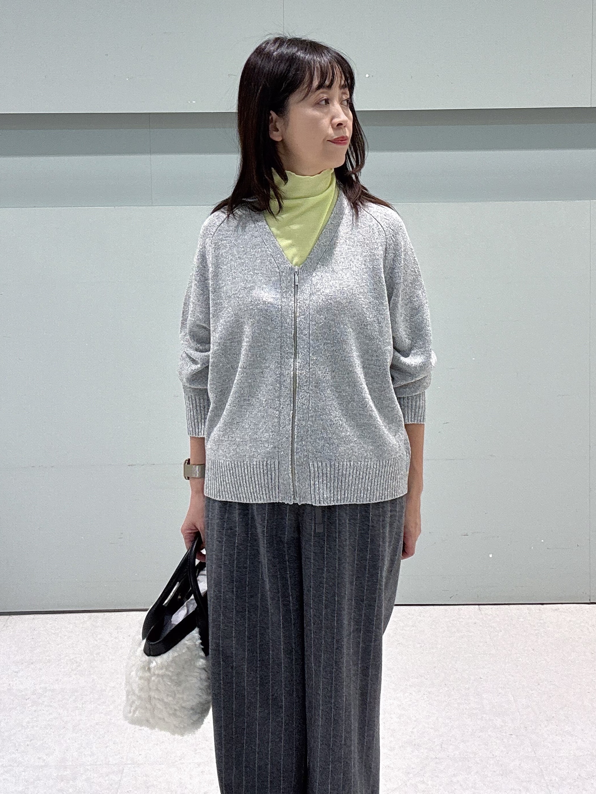 makiさんの「UNTITLED｜【店頭人気！】杢調ジップカーディガン」を使ったコーディネート