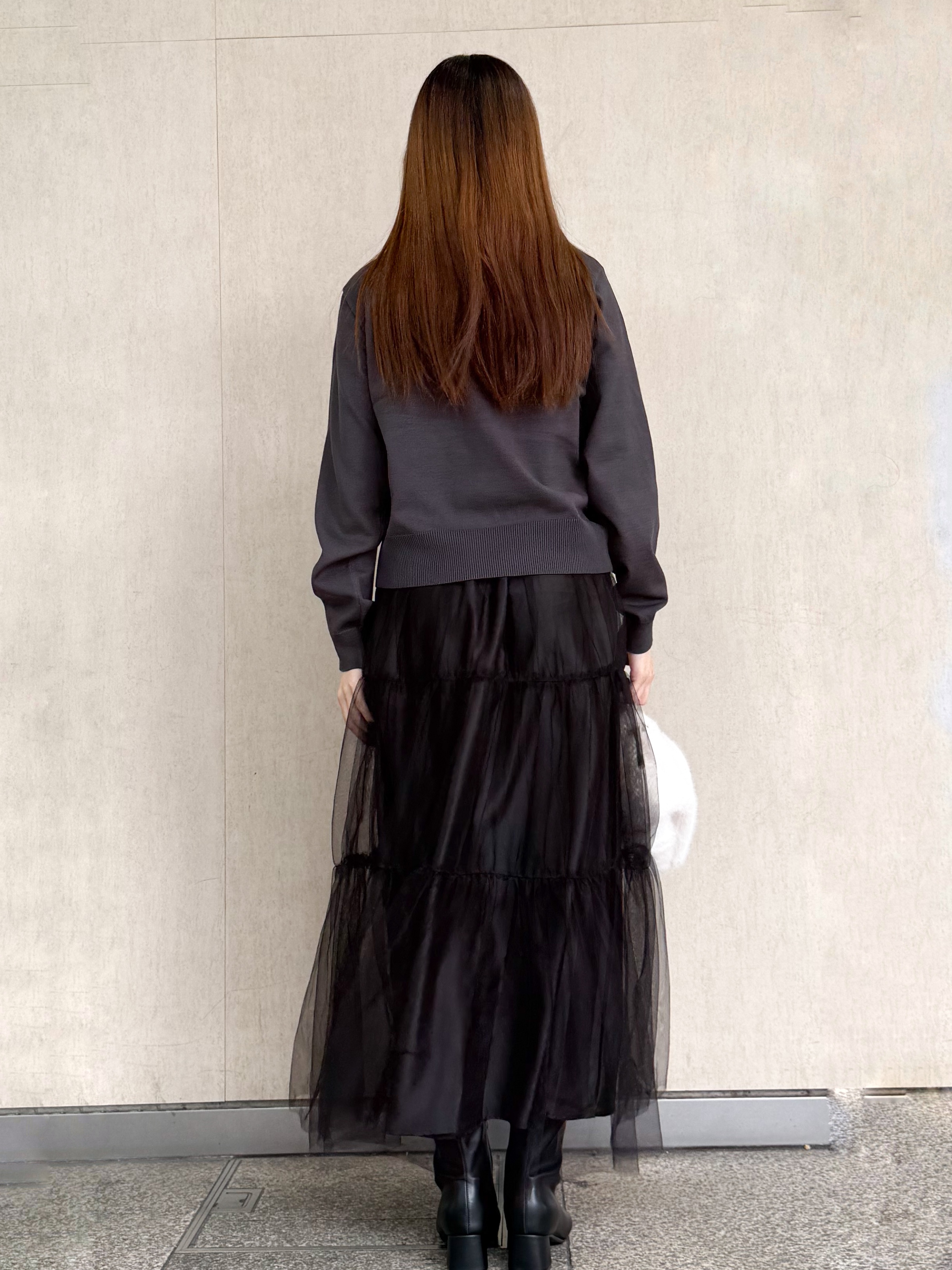 周 彩未さんの「OPAQUE.CLIP｜レース襟／シャツ襟取り外し可 2WAYニット【洗濯機OK】」を使ったコーディネート