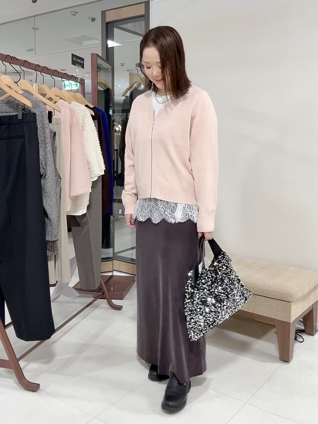 YUIさんの「UNTITLED｜【店頭人気！】杢調ジップカーディガン」を使ったコーディネート